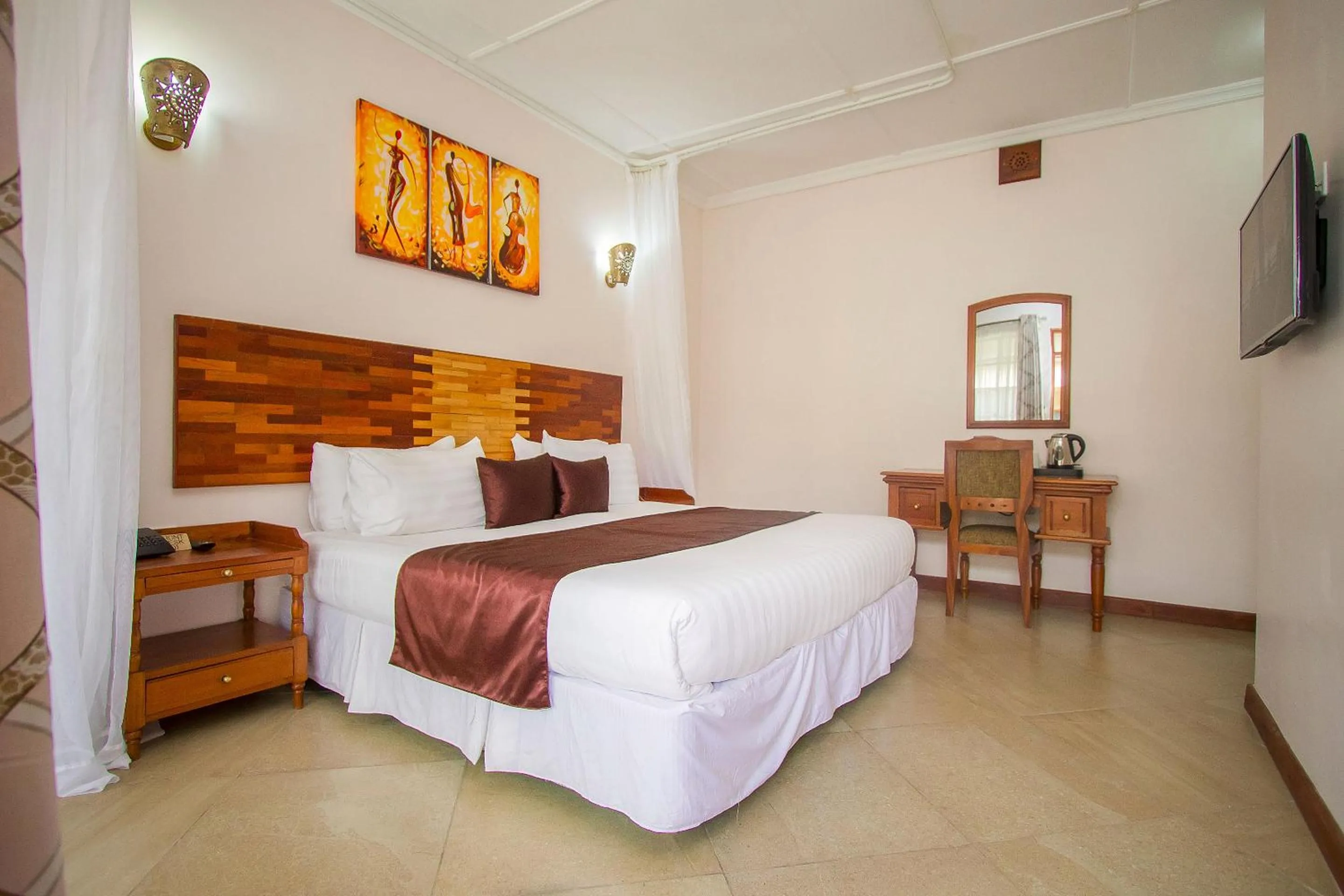 Bed in The Smith Hotel