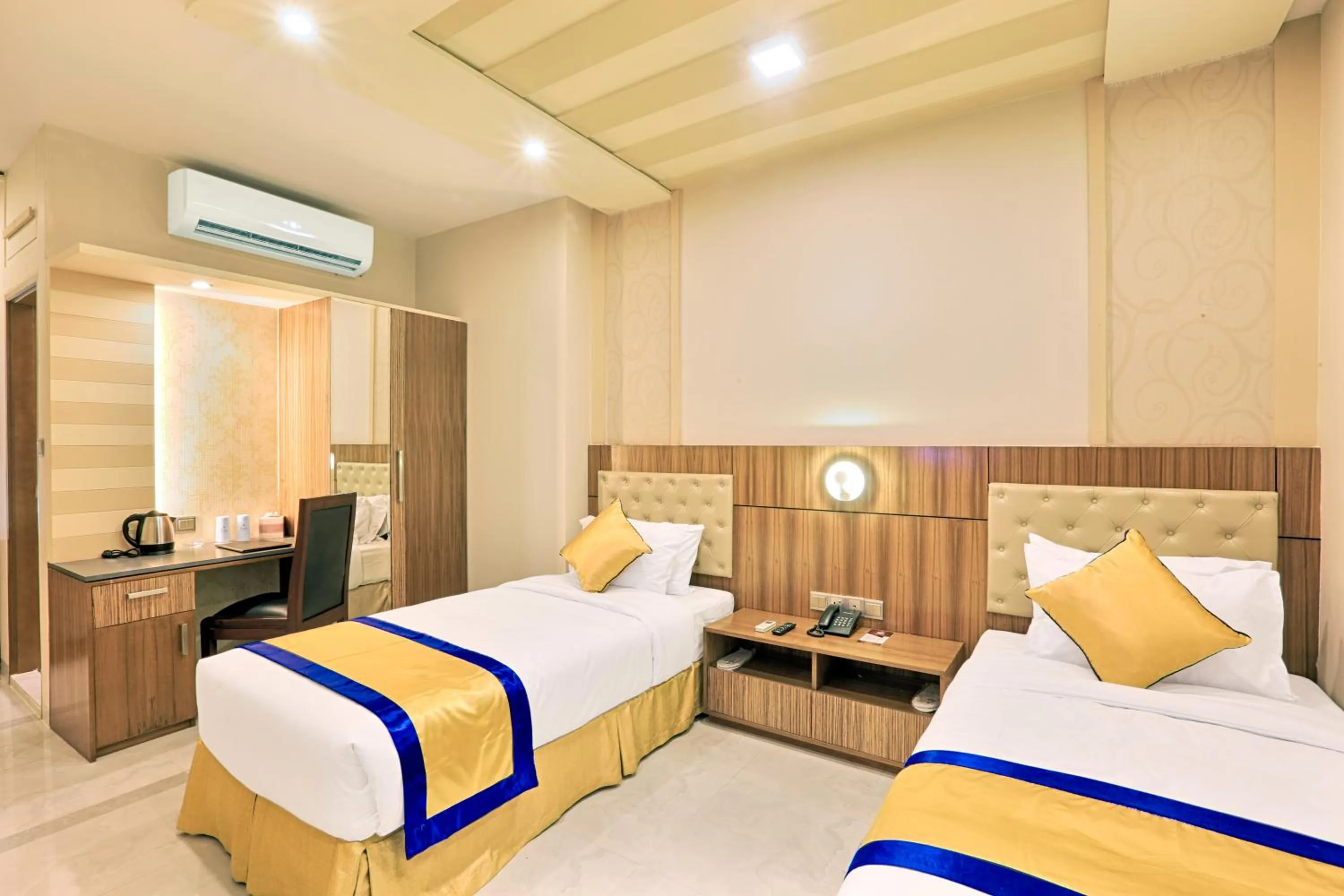 Bedroom, Bed in Asia Hotel & Resorts