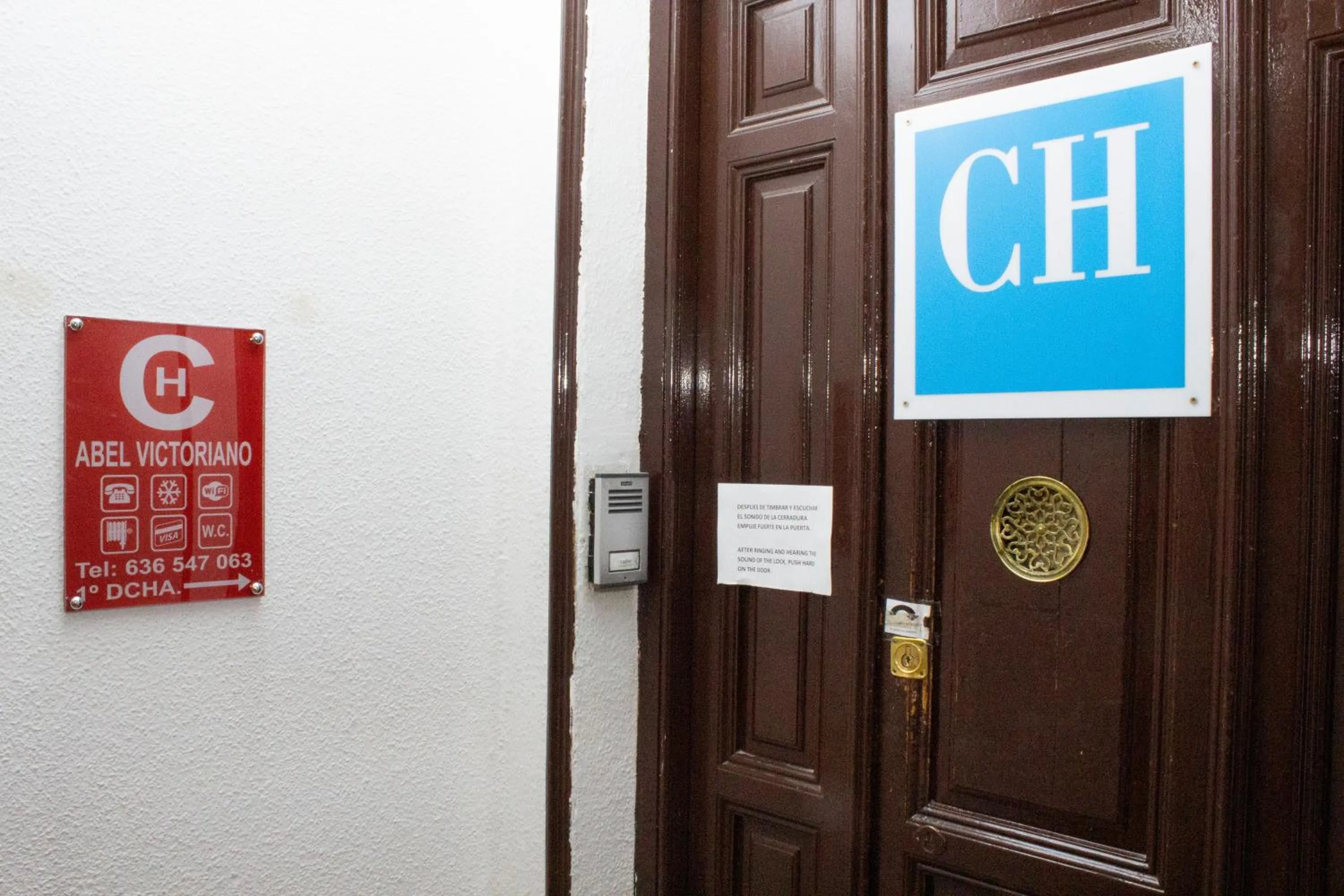 Facade/entrance in Hostal Abel Victoriano