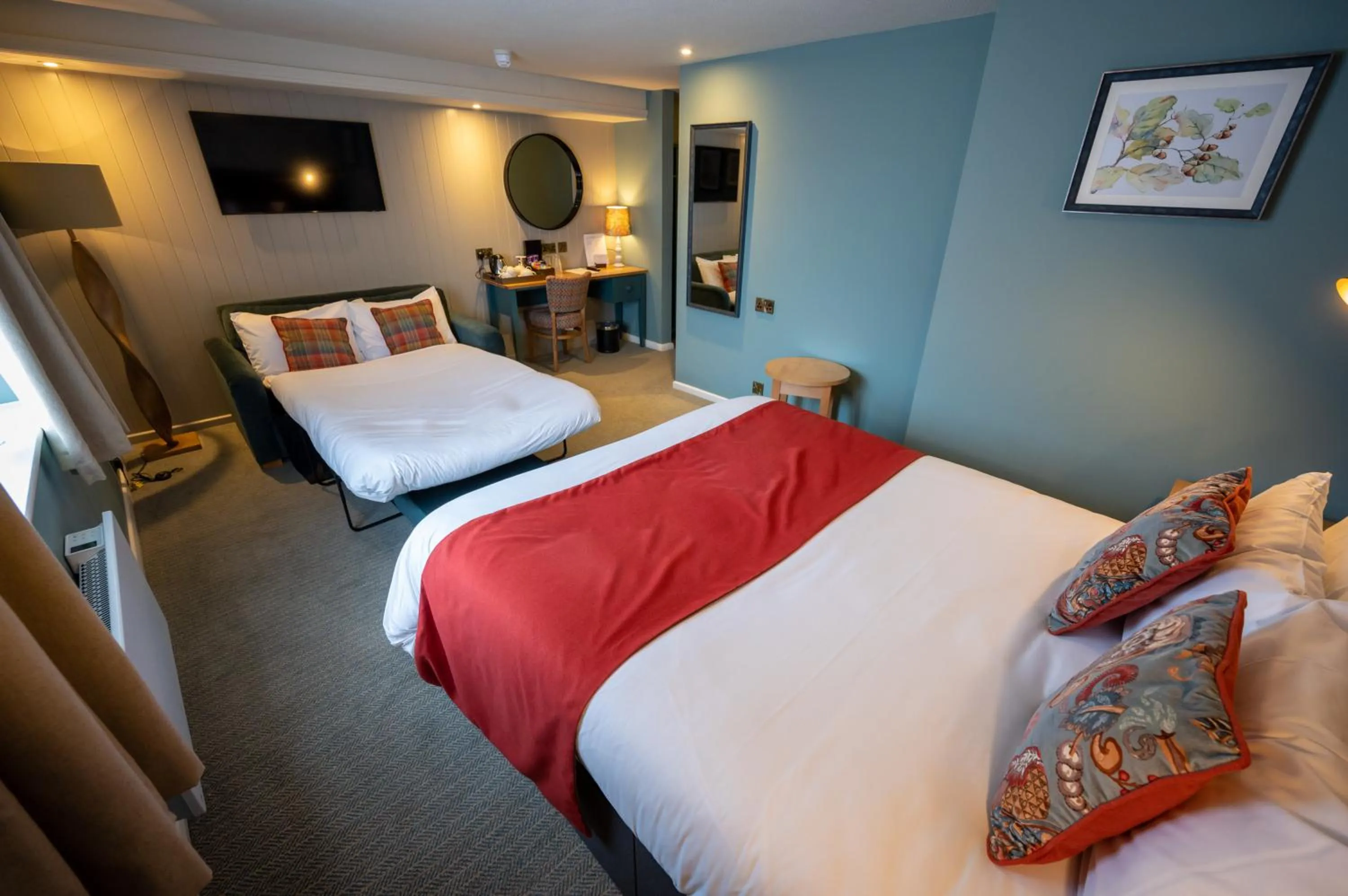 Bedroom, Bed in Berkshire Arms by Chef & Brewer Collection