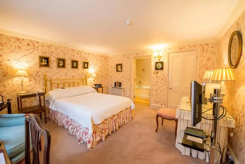 Bed in Hartwell House & Spa