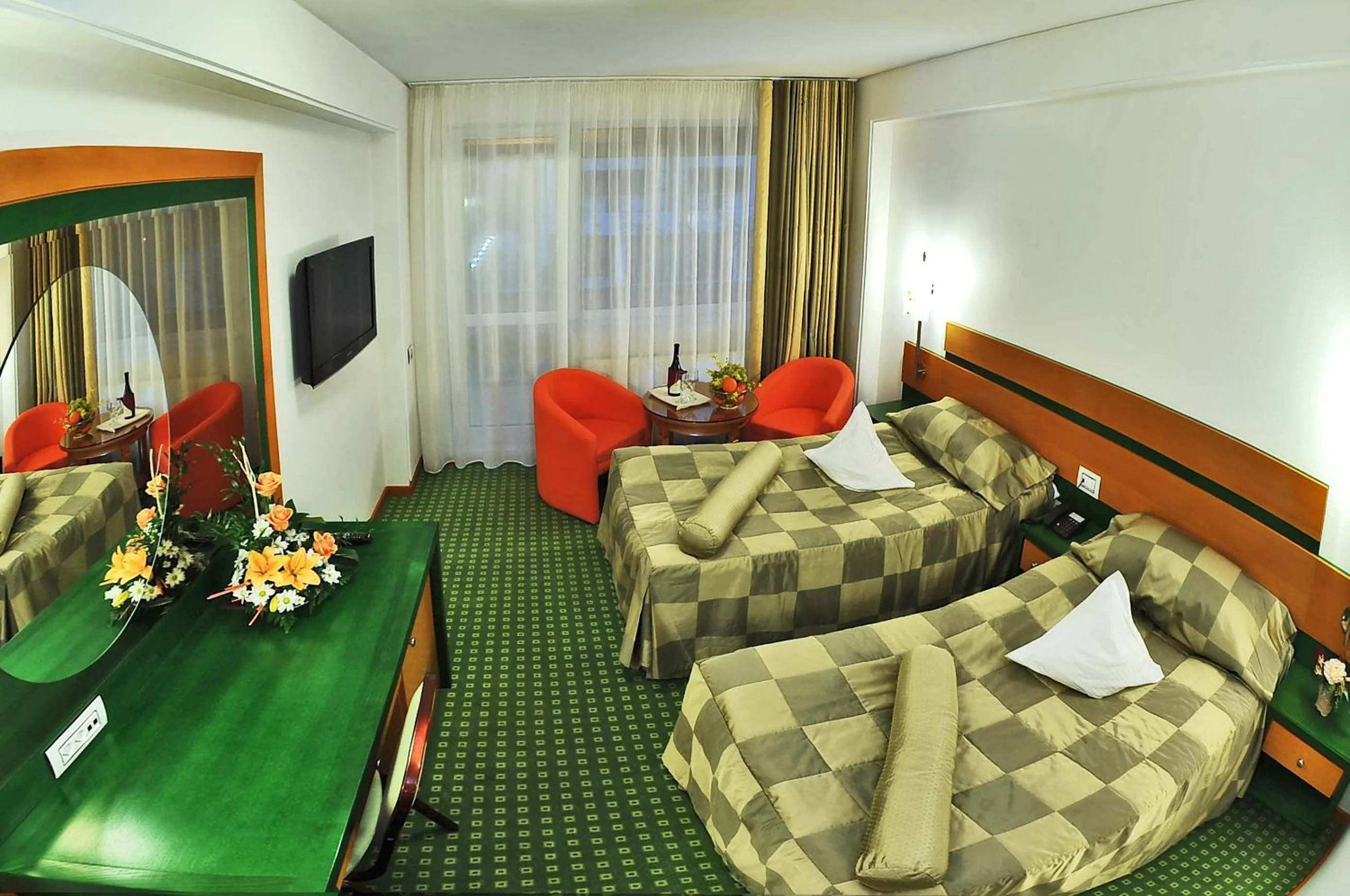 Photo of the whole room in Hotel Jasmine