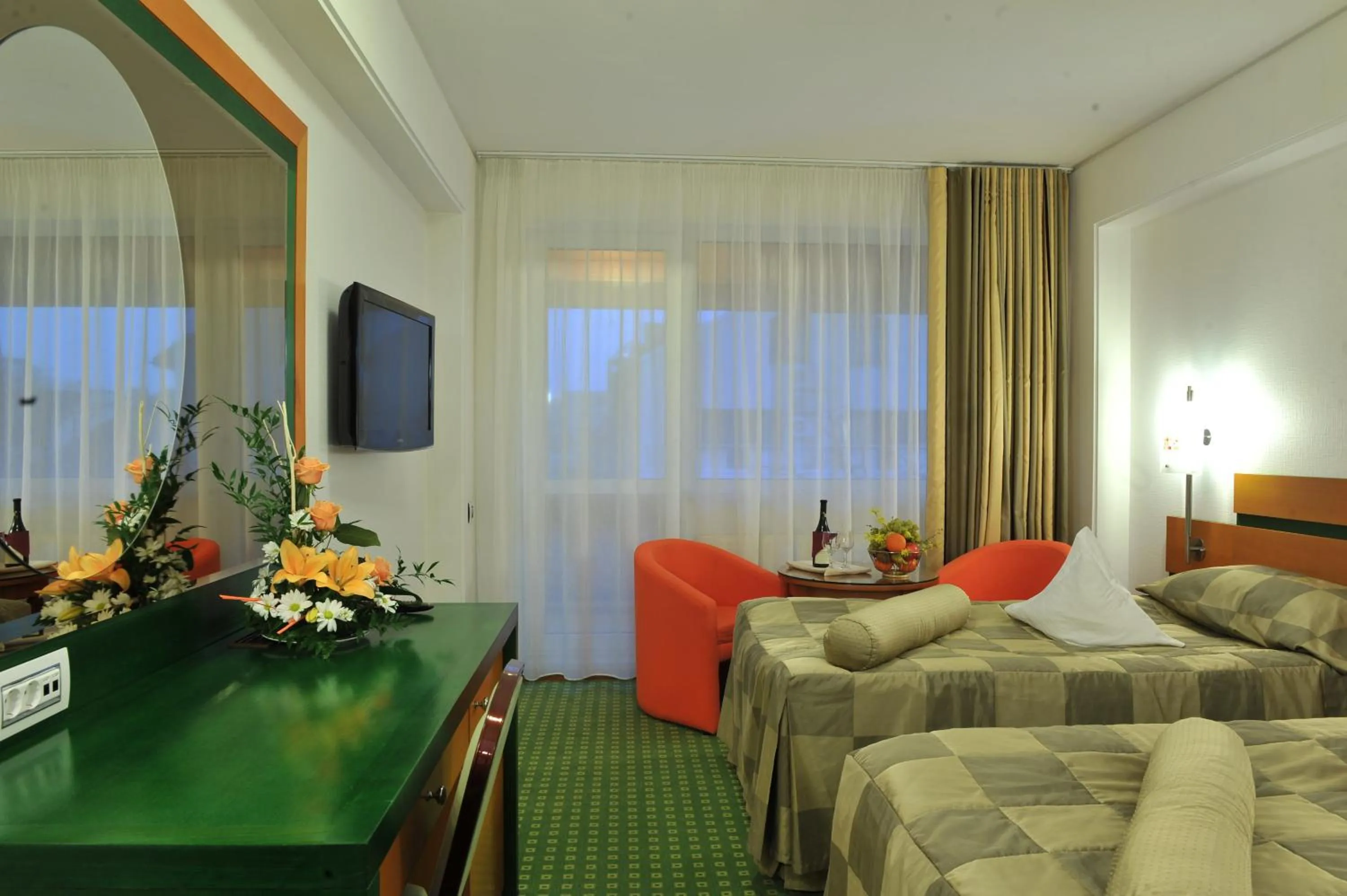 Photo of the whole room, Bed in Hotel Jasmine