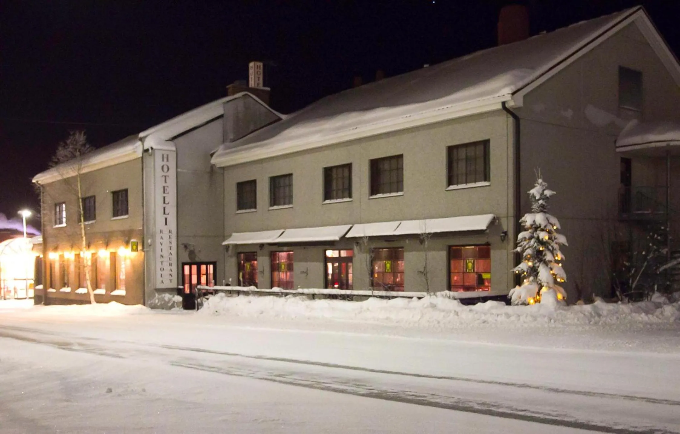 Property building in Hotel Mestarin Kievari