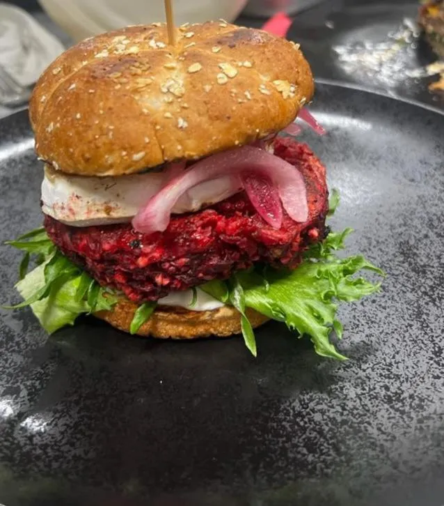 Restaurant/places to eat in Hotel Mestarin Kievari