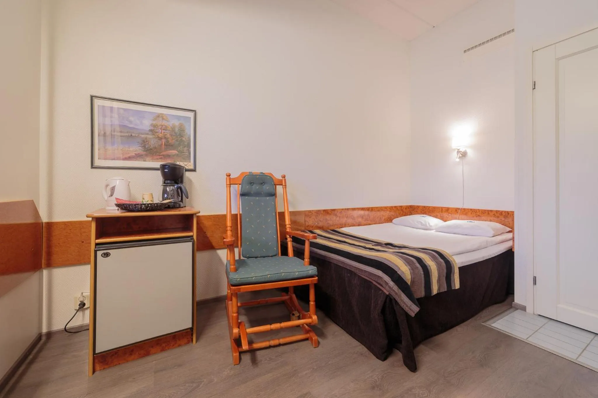 Photo of the whole room, Bed in Hotel Mestarin Kievari