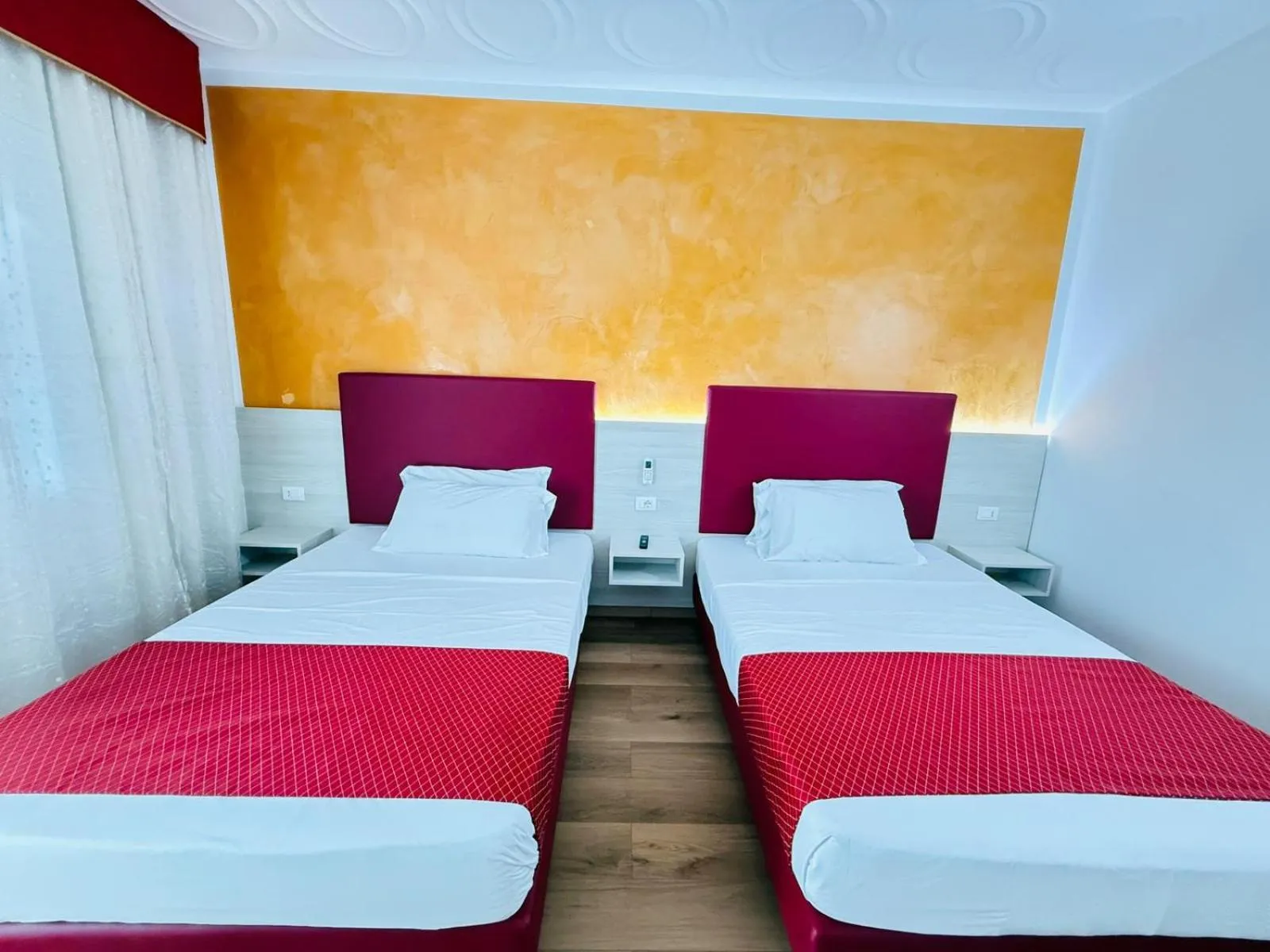 Bed in Vacation Venice Rooms