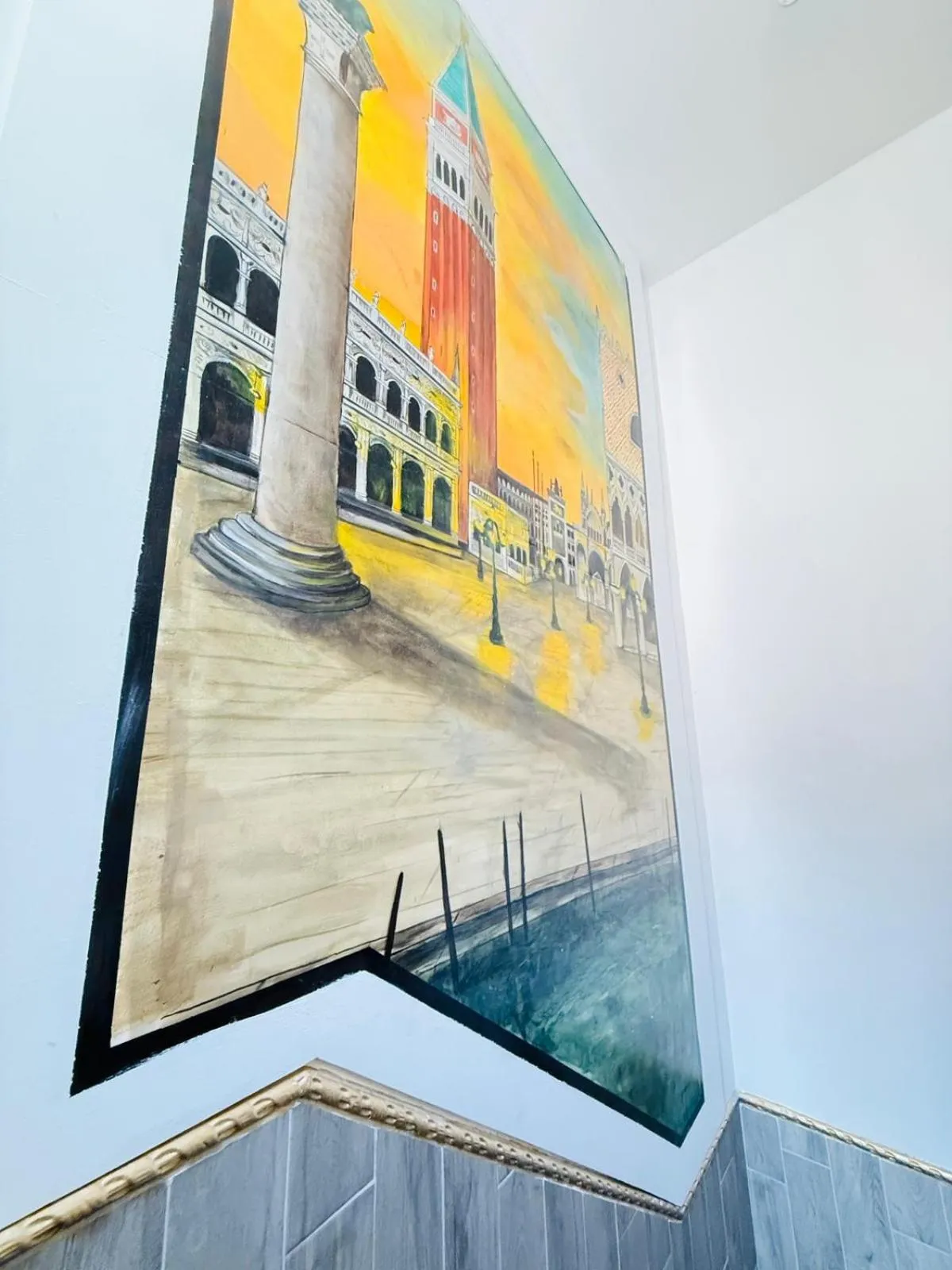 Property building in Vacation Venice Rooms