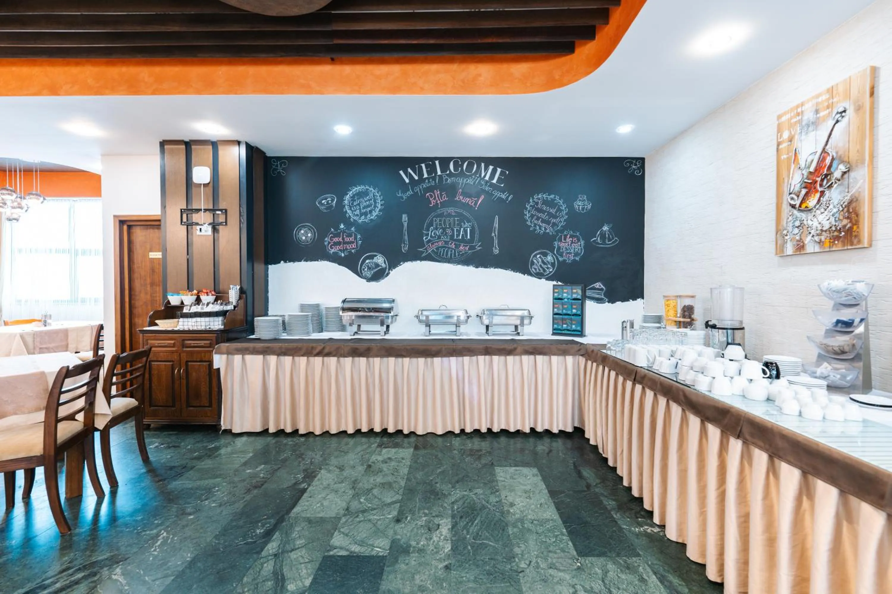 Breakfast in Hotel Ski&Sky