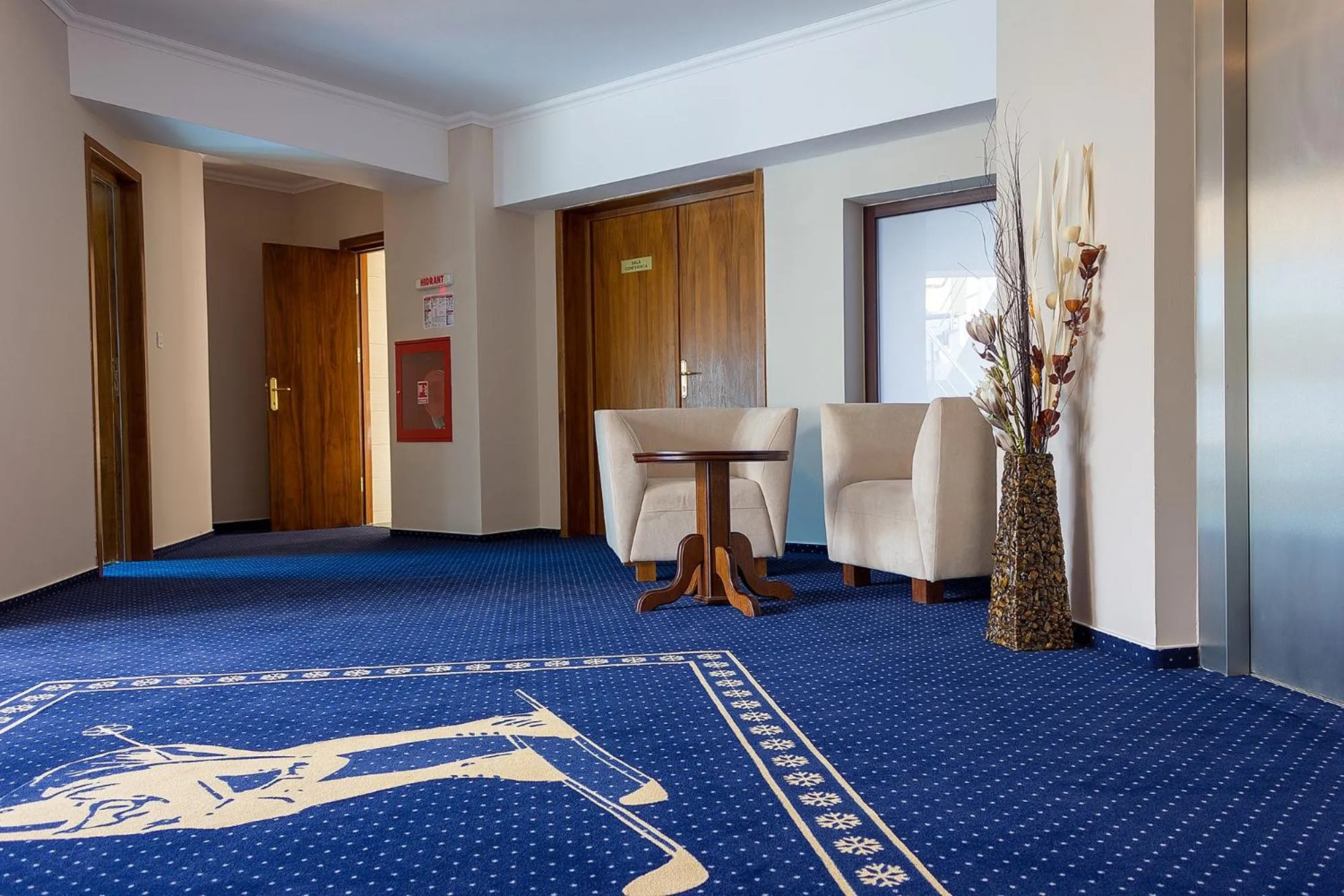 Seating area in Hotel Ski&Sky