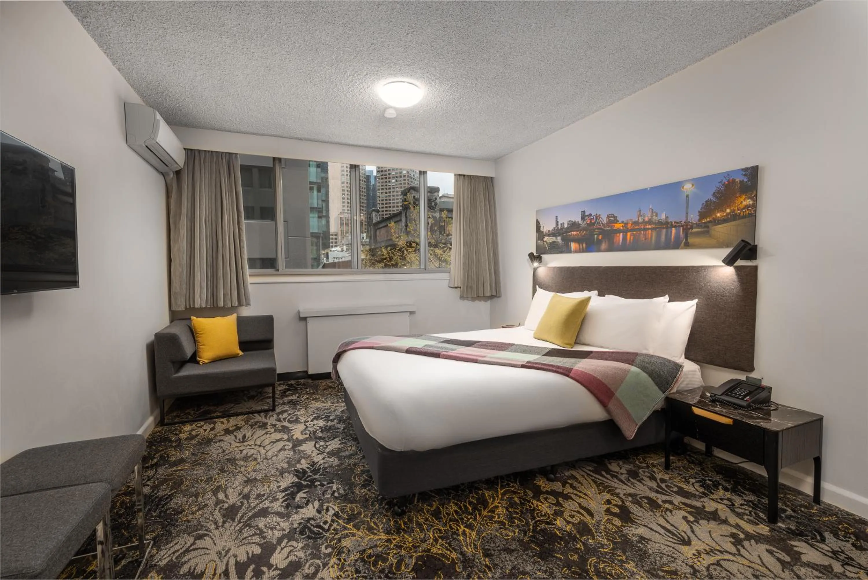 Bedroom, Bed in City Limits Hotel Apartments