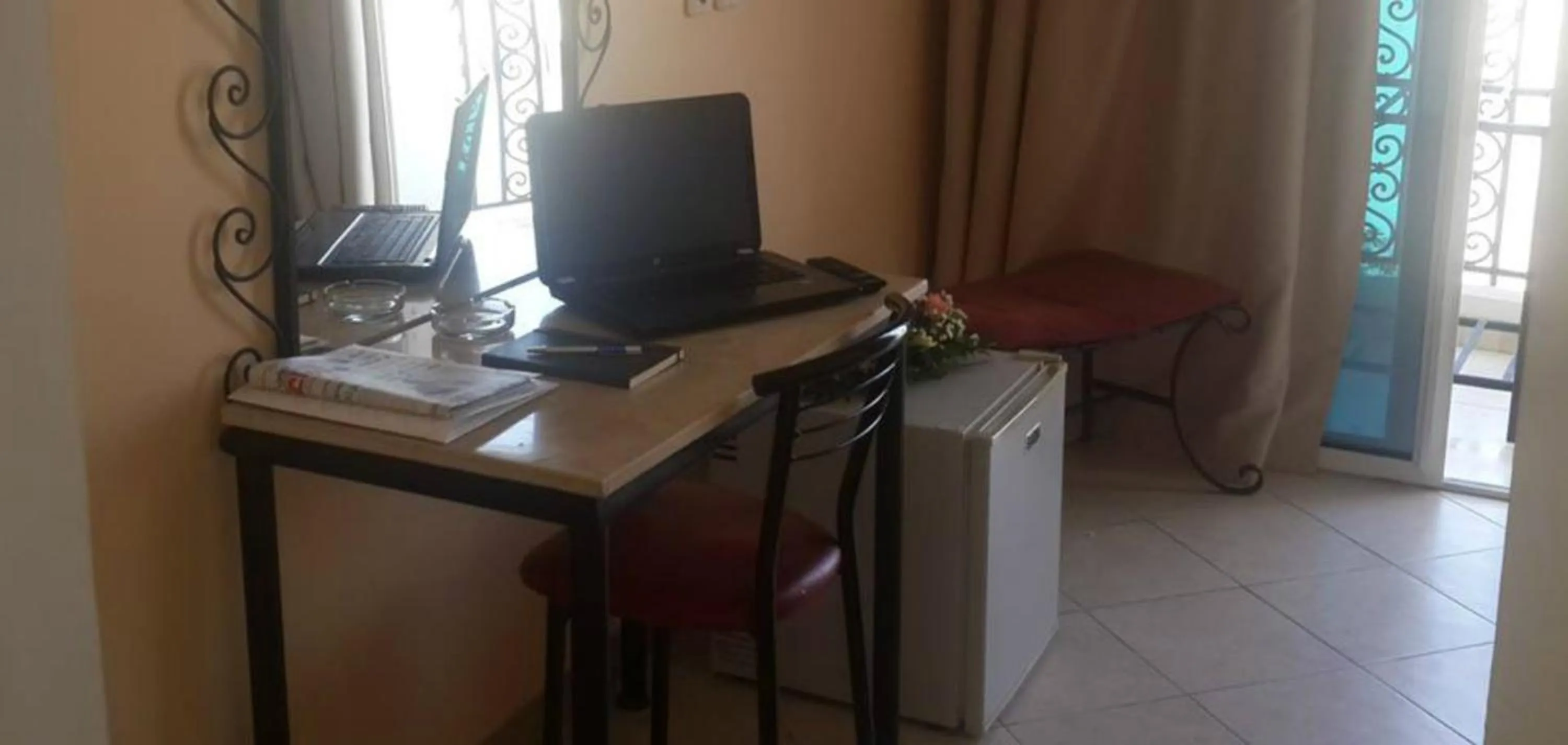 TV and multimedia in Ariha Hotel