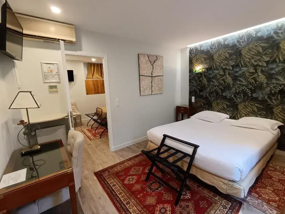 Two-Double Adjoining Rooms in Hotel des Bains Two-Double Adjoining Rooms in Hotel des Bains