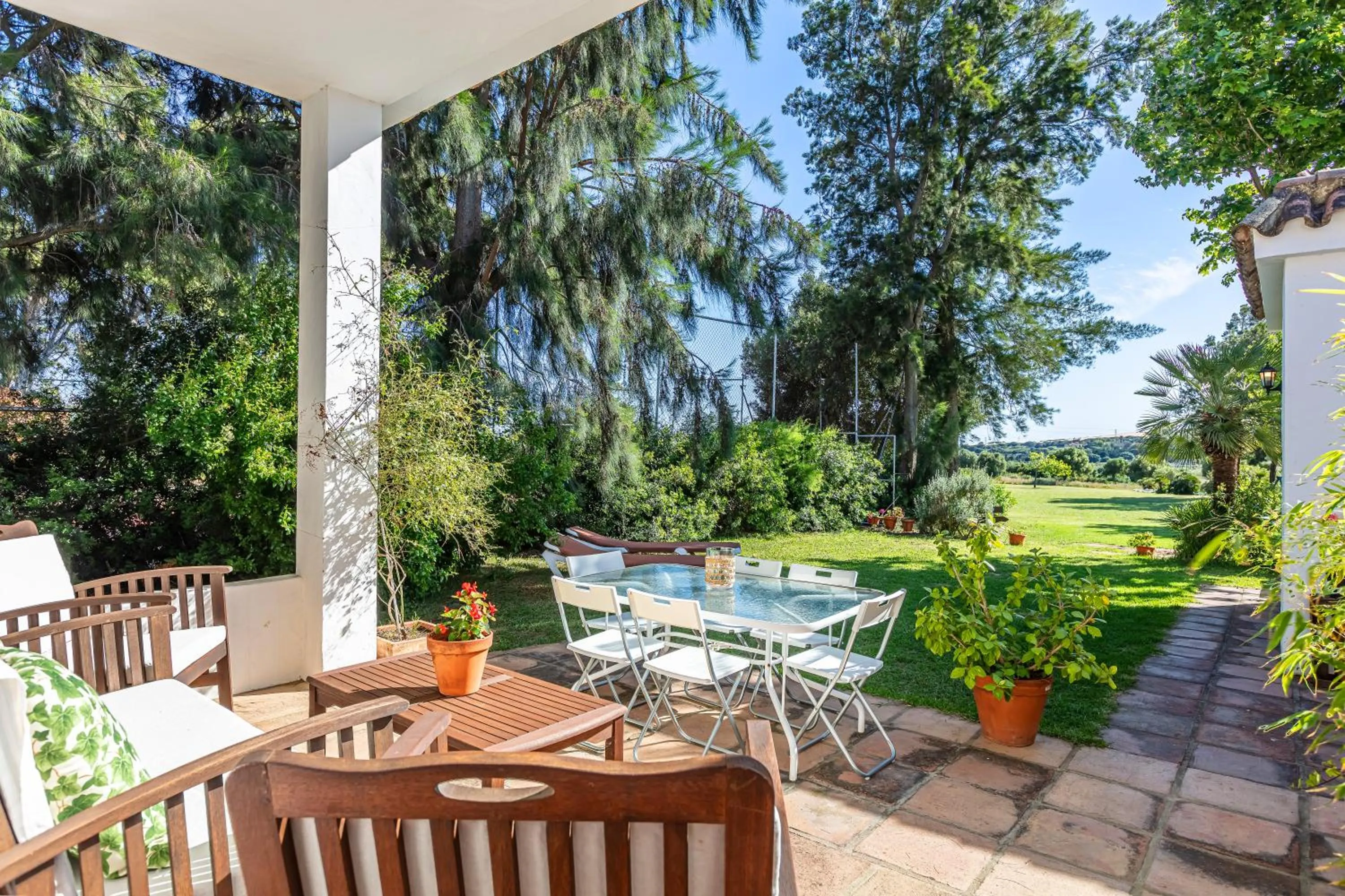 Garden in Hotel-Apart CORTIJO LAS PIÑAS