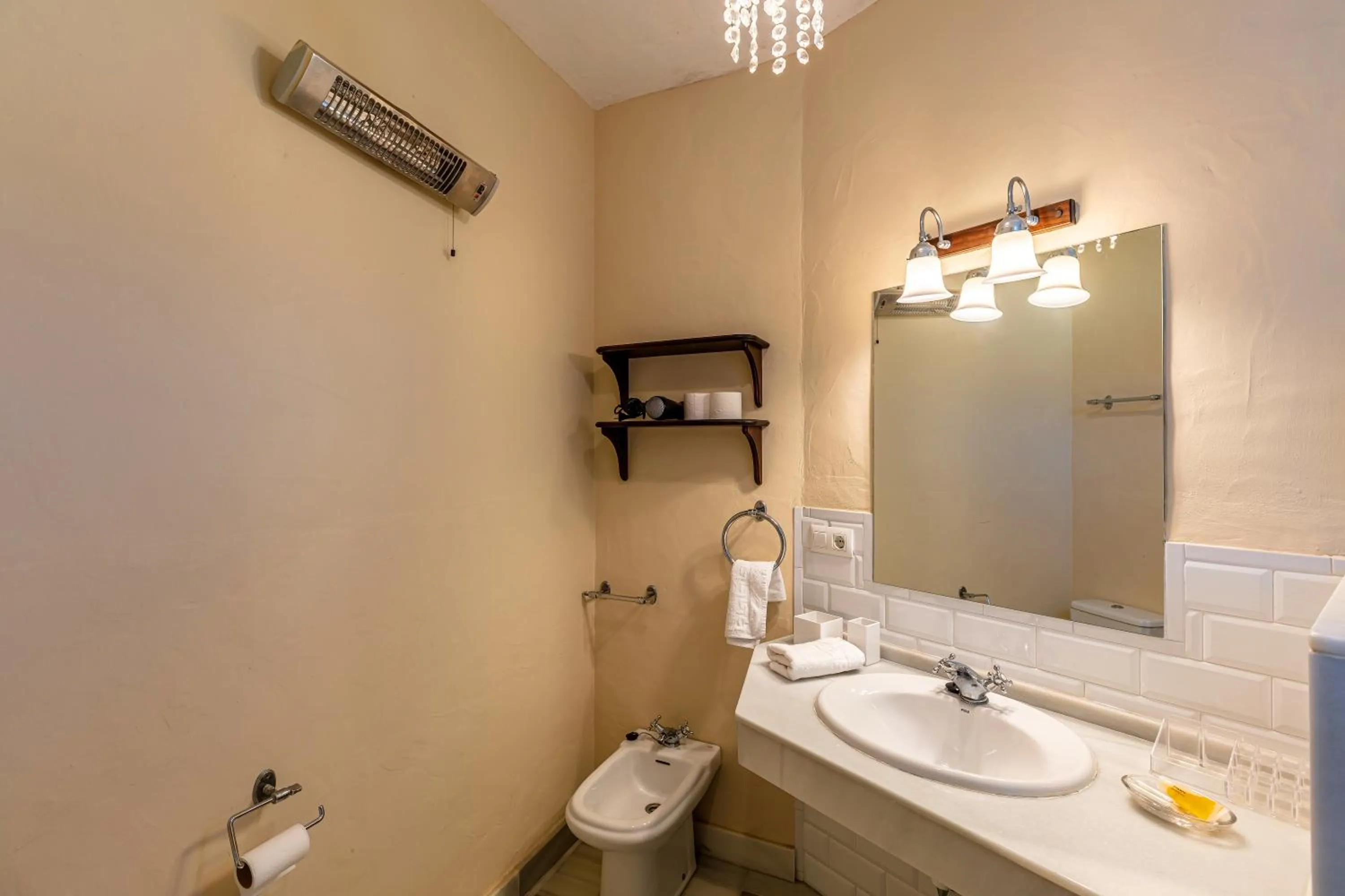 Shower in Hotel-Apart CORTIJO LAS PIÑAS