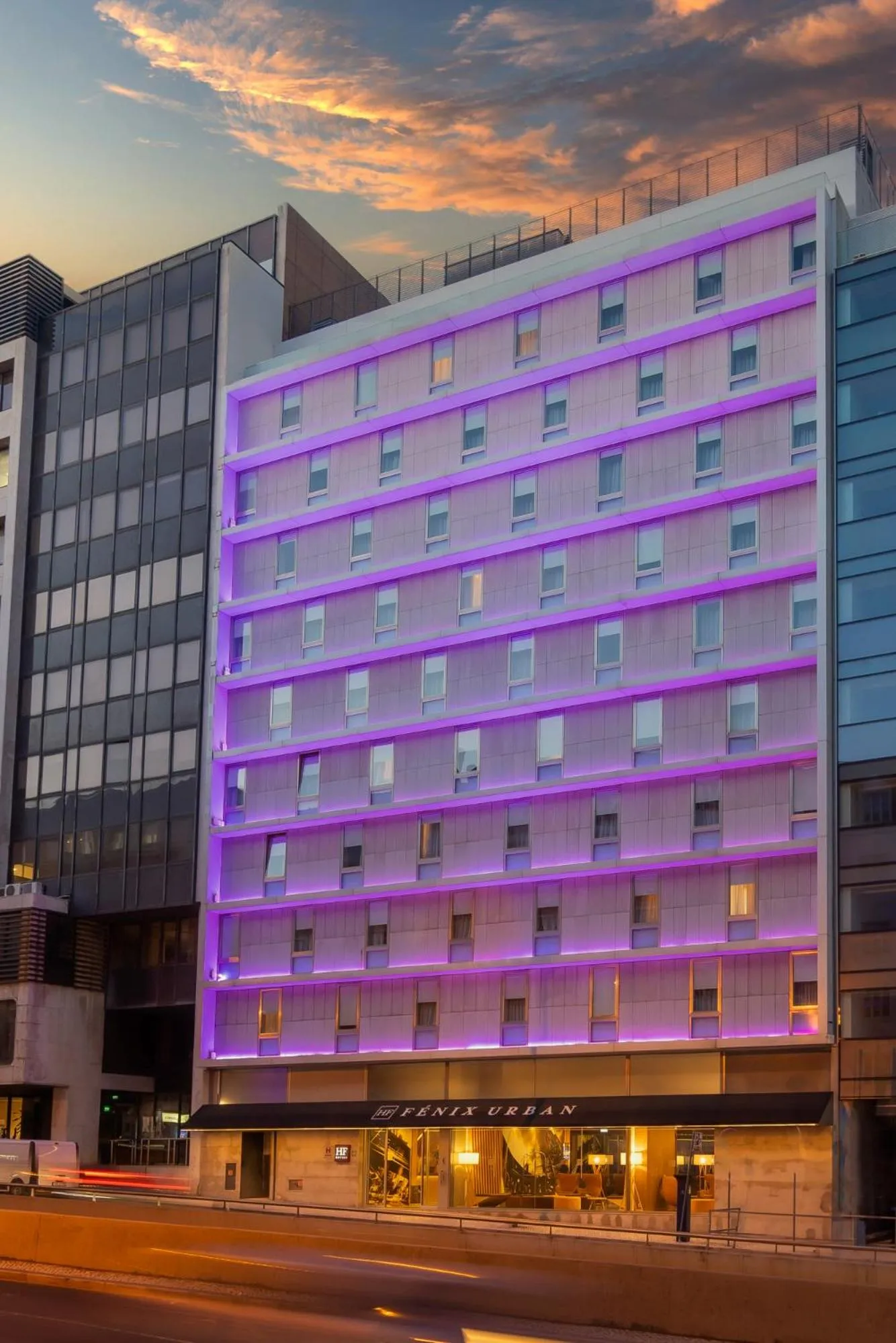 Facade/entrance in HF Fénix Urban