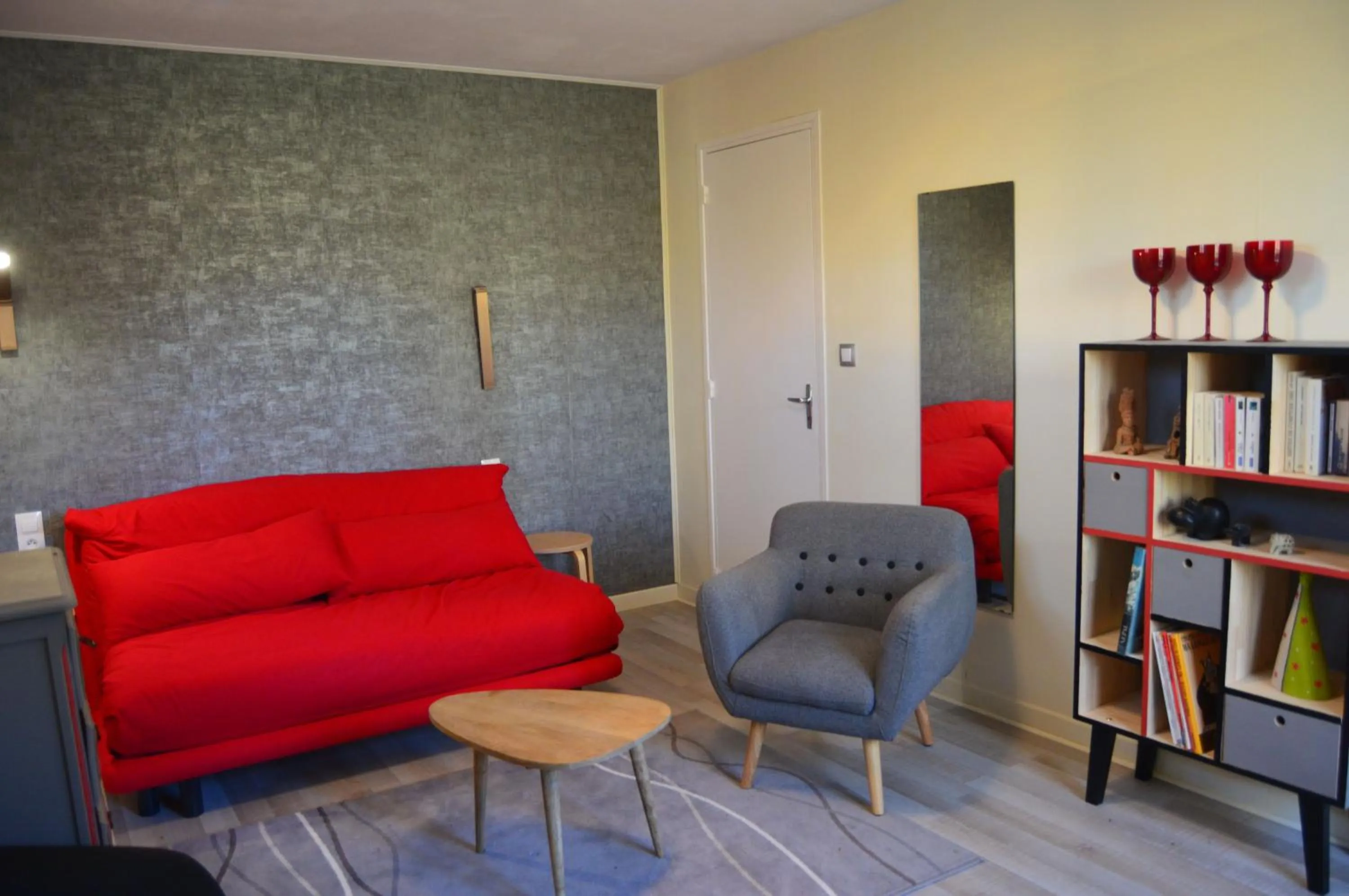 Photo of the whole room in L'Escalère