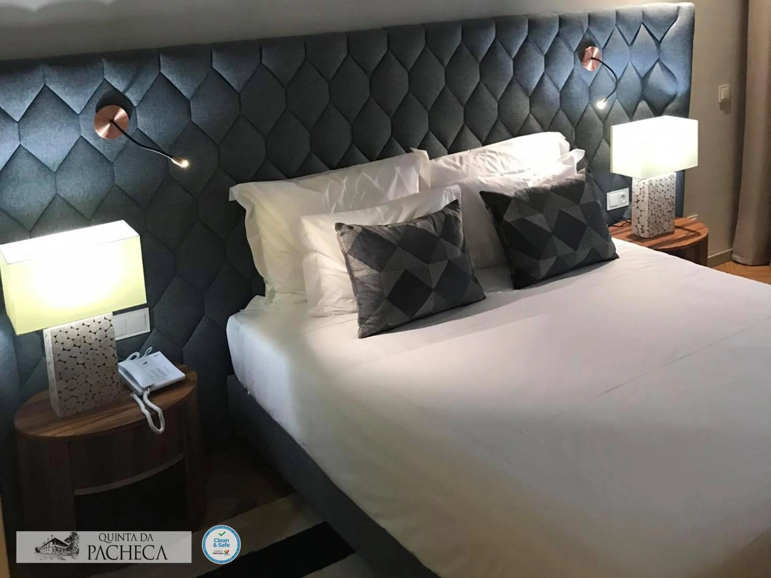 Bedroom, Bed in Pacheca The Wine House Hotel e Spa - Quinta da Pacheca