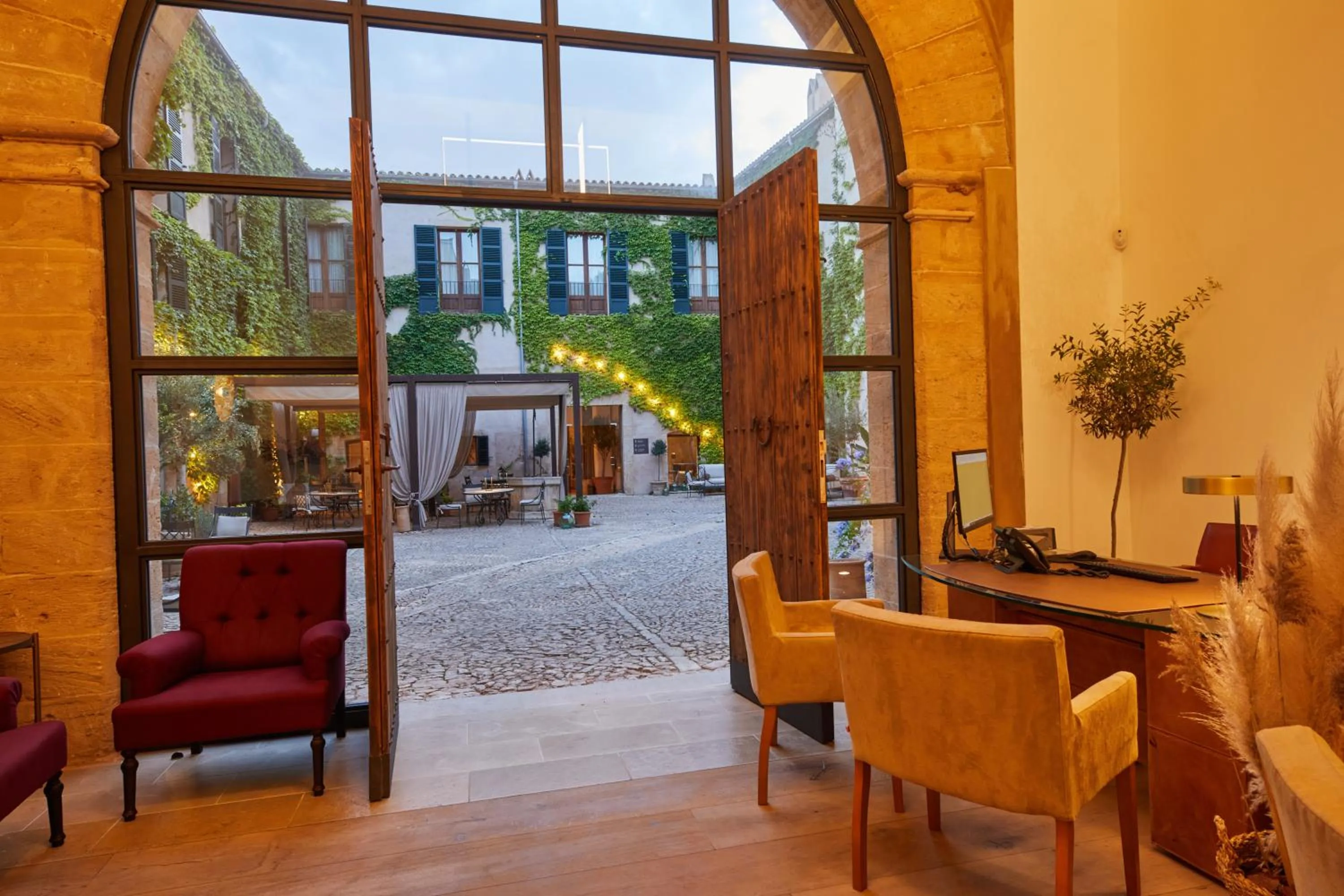 Lobby or reception in Zoetry Mallorca Wellness & Spa