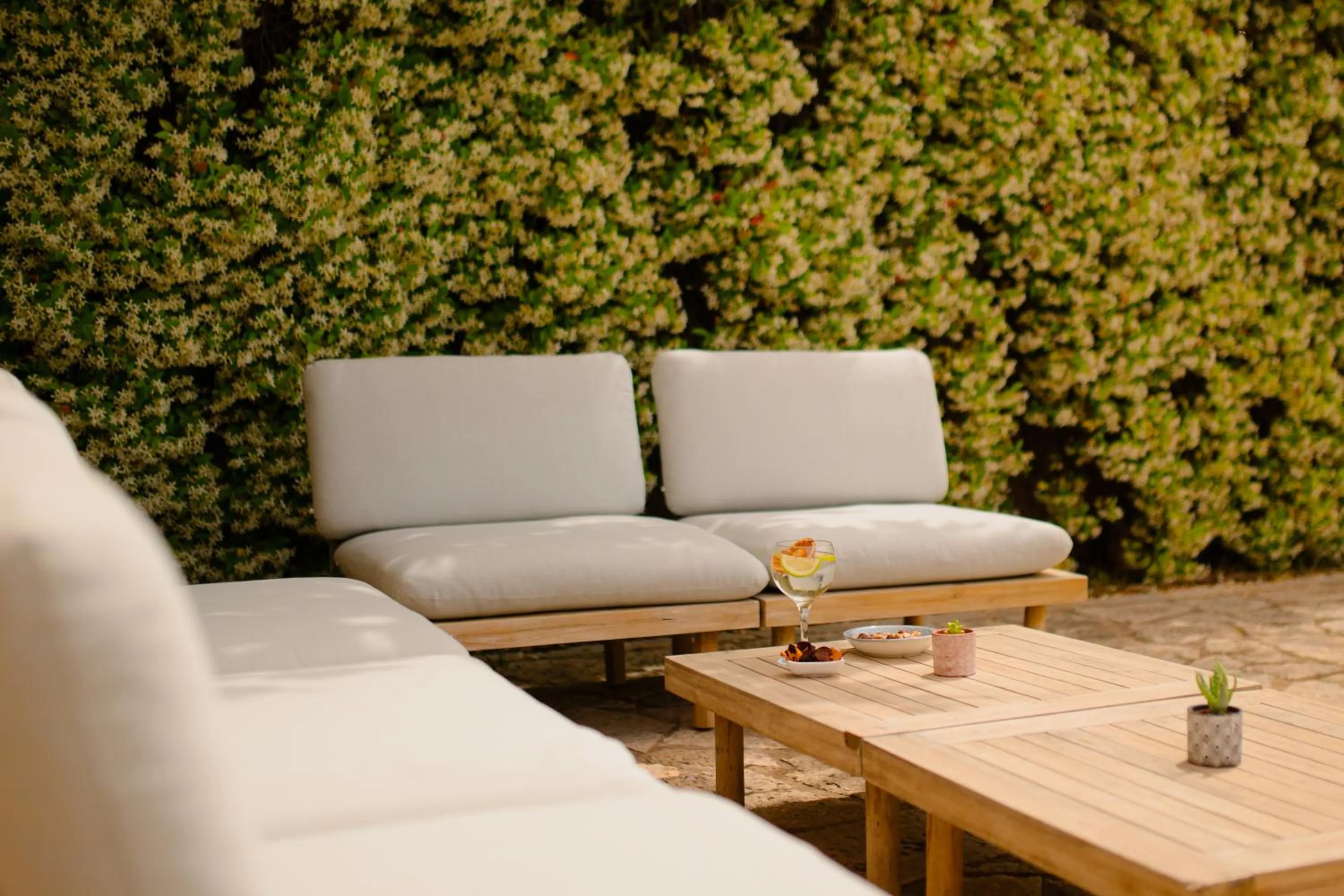 Lounge or bar in Zoetry Mallorca Wellness & Spa