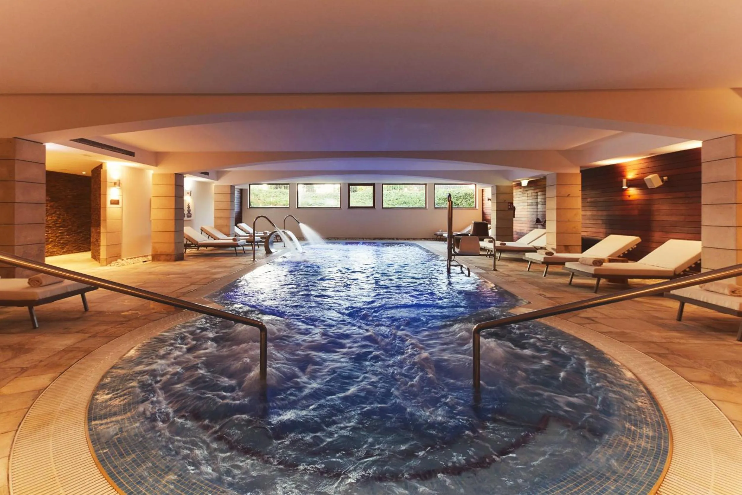 Hot Tub in Zoetry Mallorca Wellness & Spa
