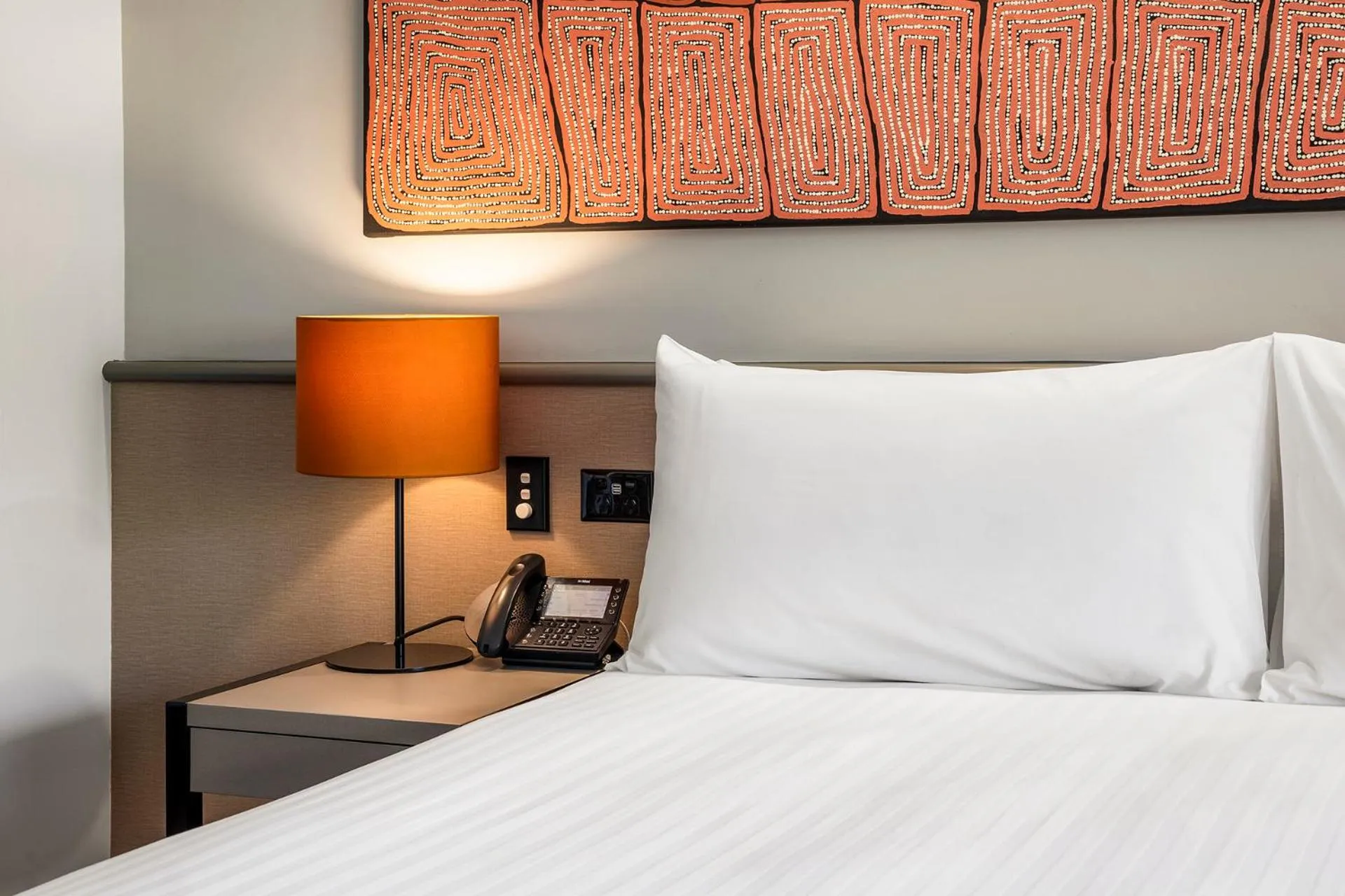 Bed in Crowne Plaza Alice Springs Lasseters by IHG
