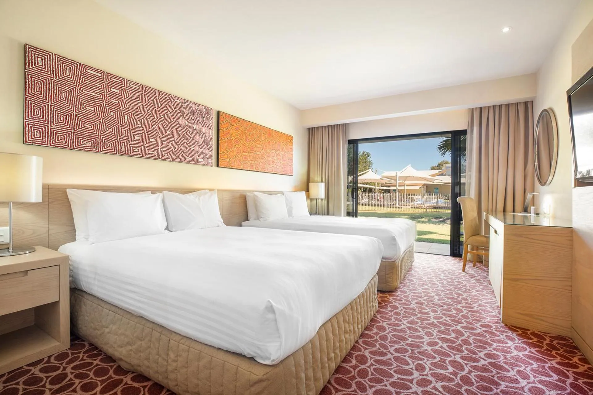Bed in Crowne Plaza Alice Springs Lasseters by IHG