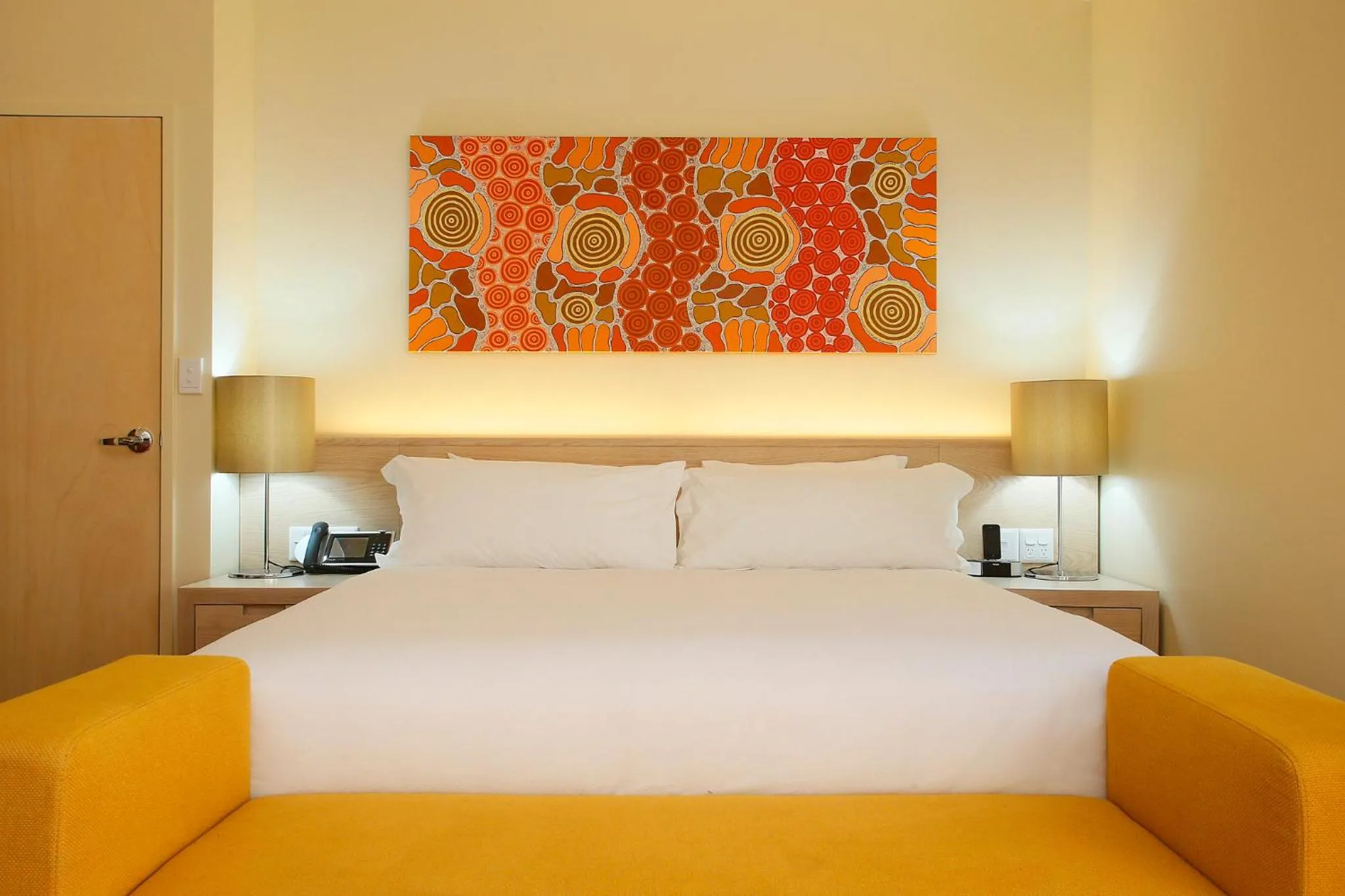 Photo of the whole room, Bed in Crowne Plaza Alice Springs Lasseters by IHG