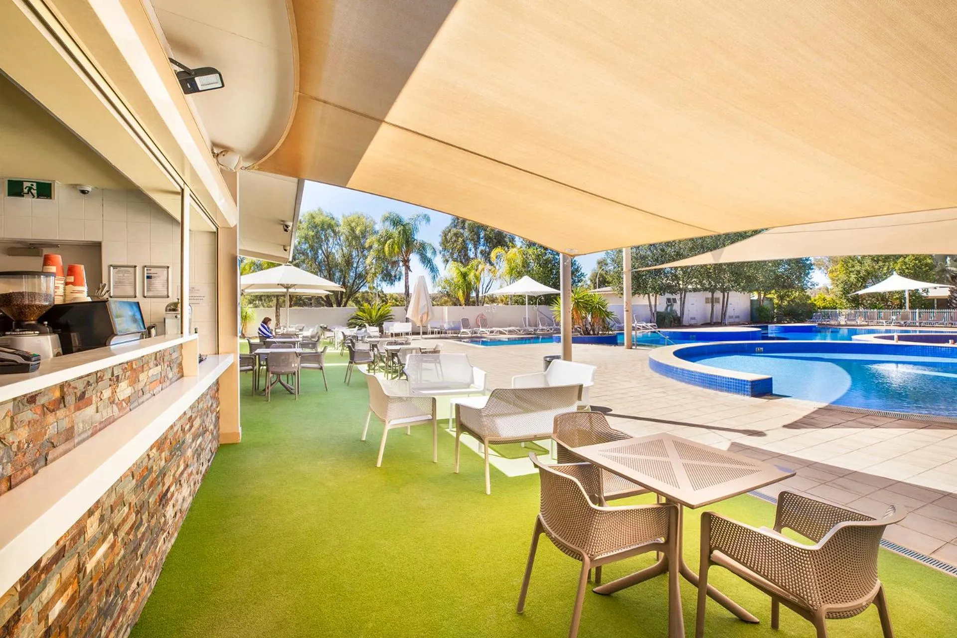 Restaurant/places to eat in Crowne Plaza Alice Springs Lasseters by IHG