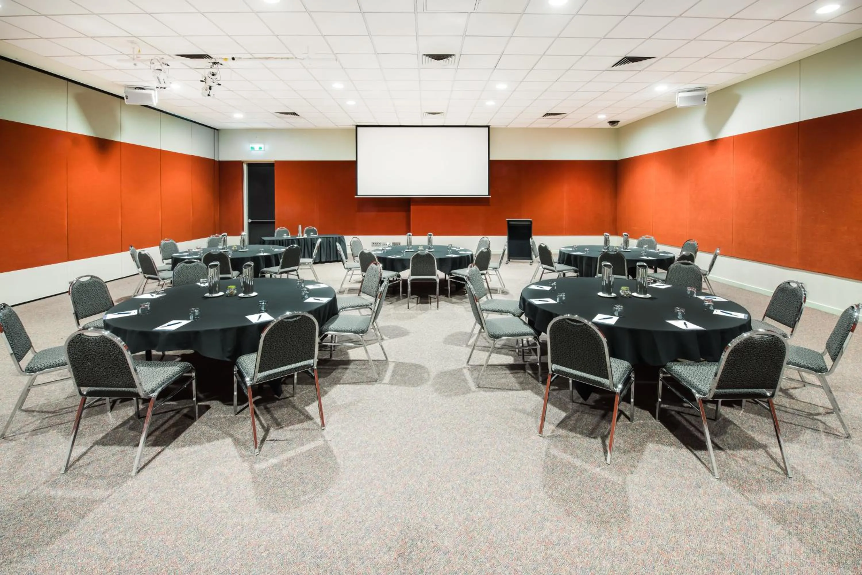 Banquet/Function facilities in Crowne Plaza Alice Springs Lasseters by IHG
