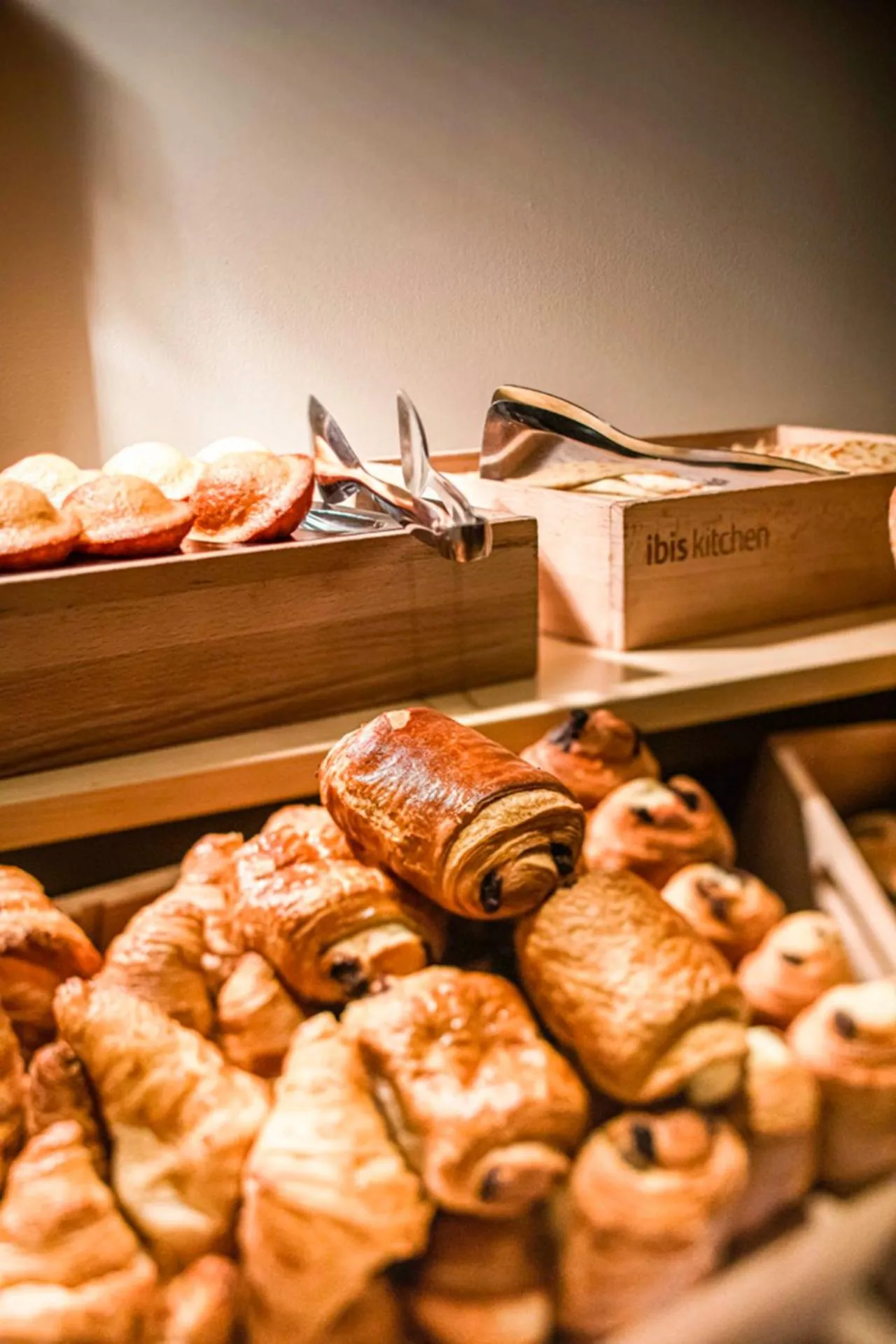 Breakfast in ibis Belfast Queens Quarter