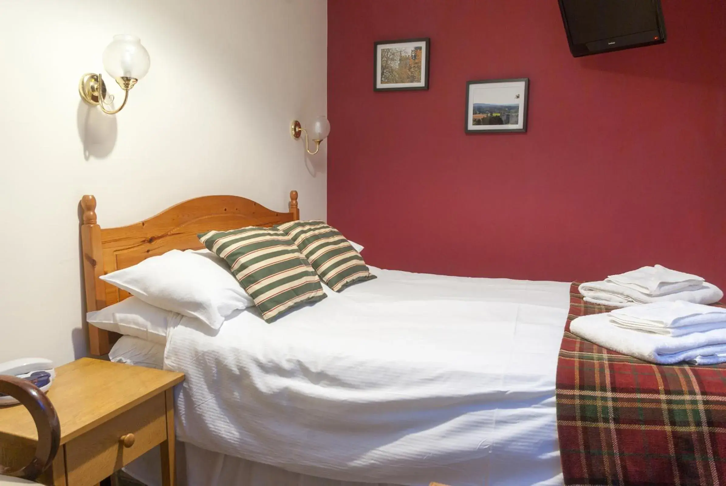 Double Room - single occupancy in The Dragon Hotel Double Room - single occupancy in The Dragon Hotel