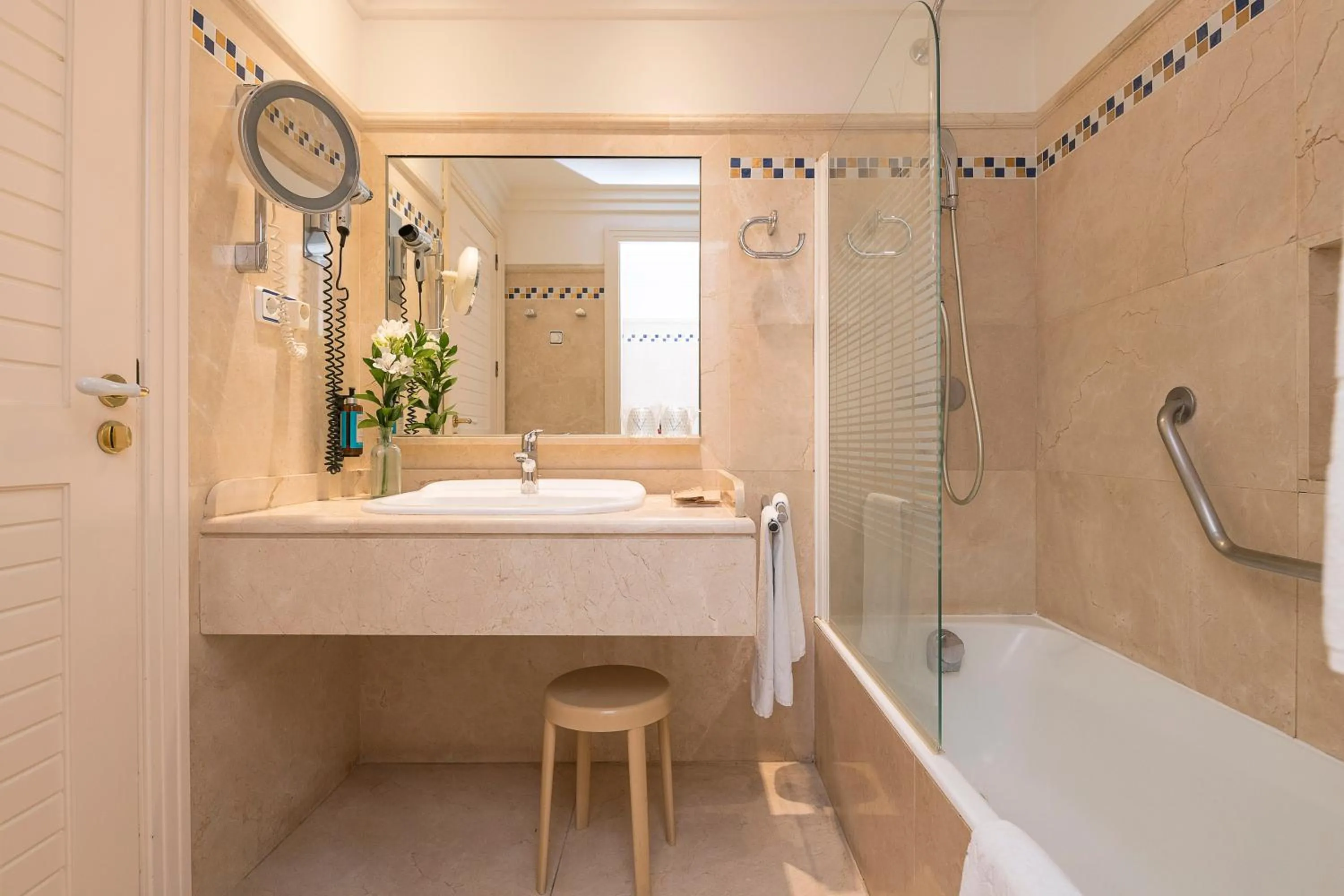 Bathroom in Hotel Playa Victoria