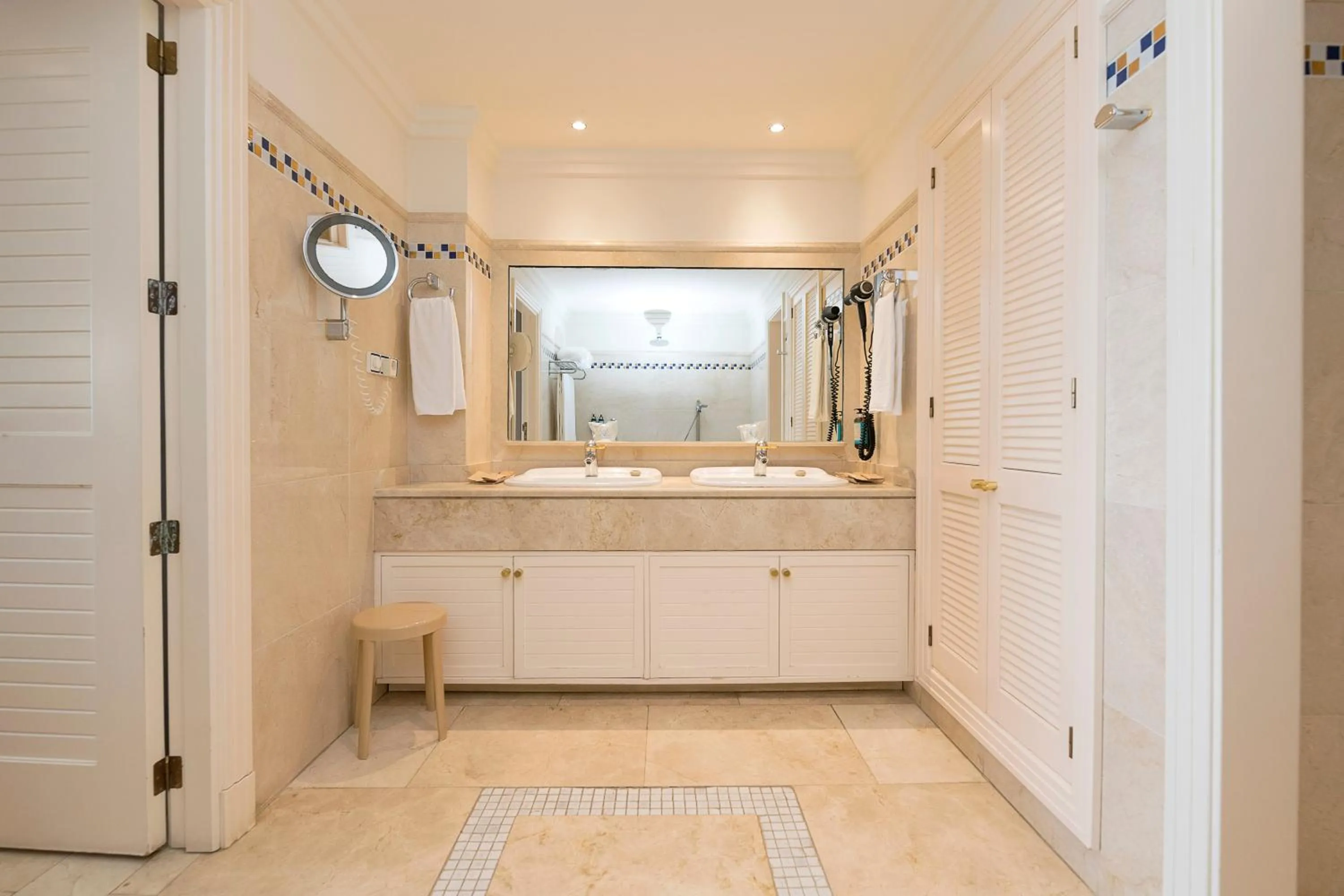 Bathroom in Hotel Playa Victoria