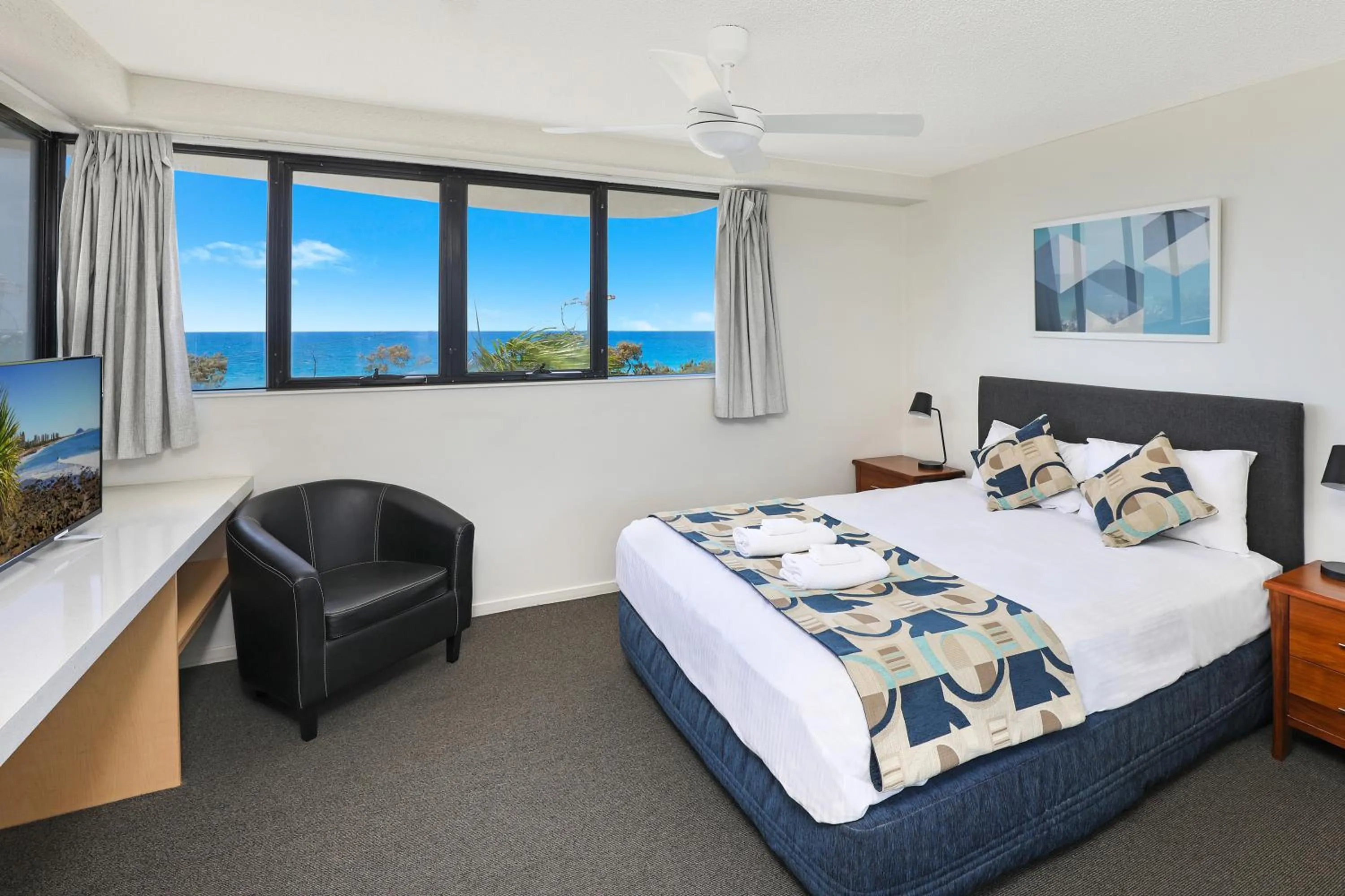 Bed in Ocean Boulevard