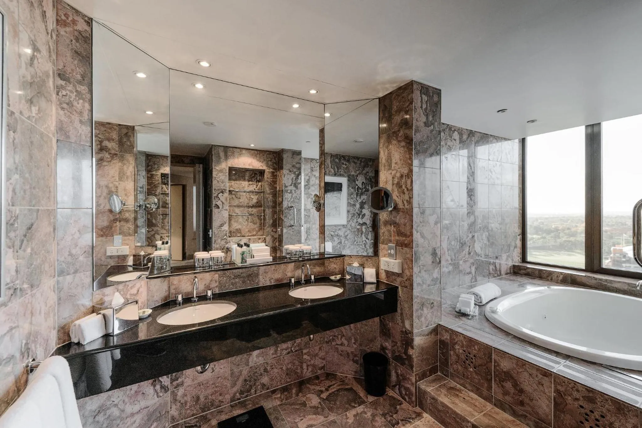 Photo of the whole room in InterContinental Adelaide by IHG