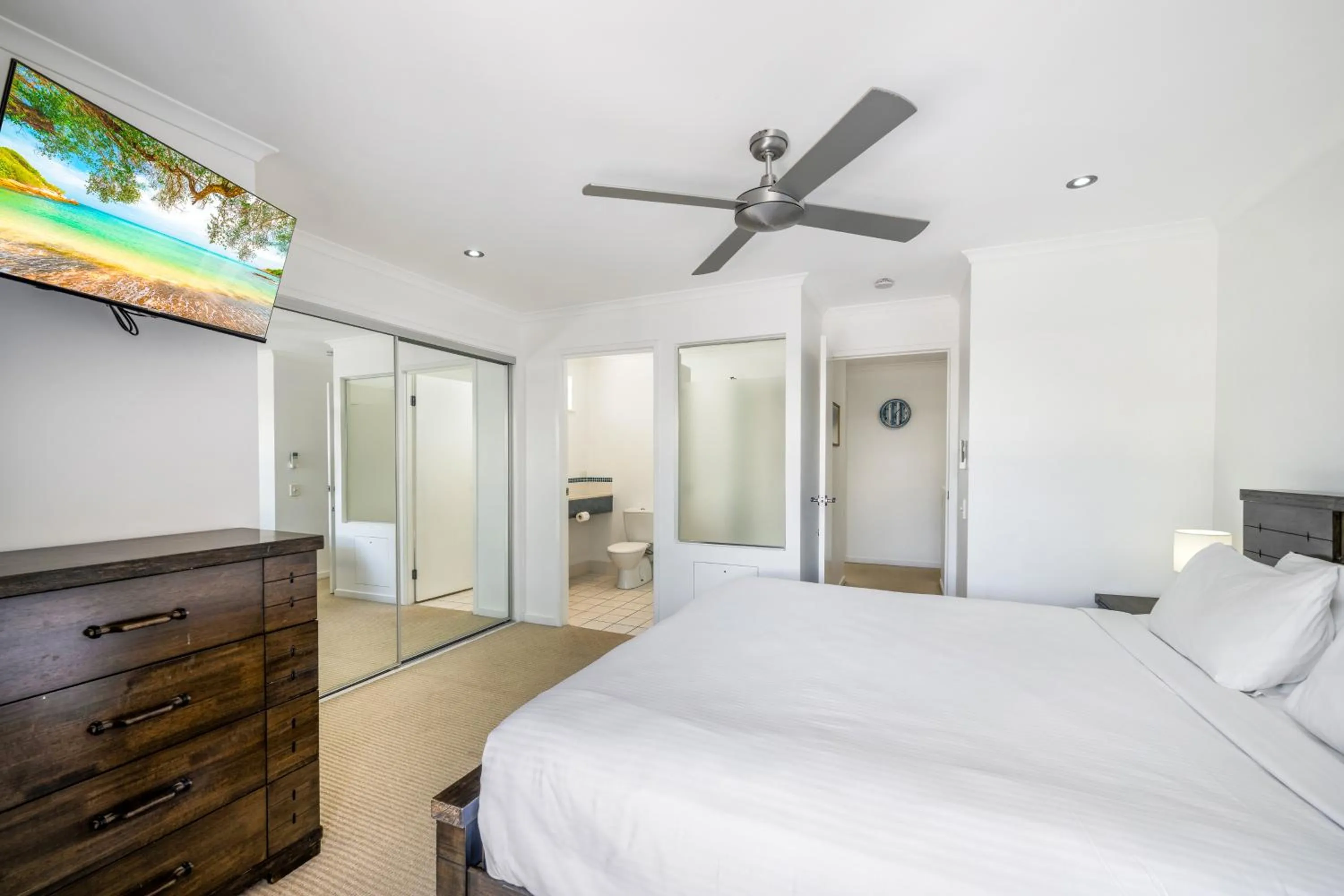 Bed in Ivory Palms Resort Noosa