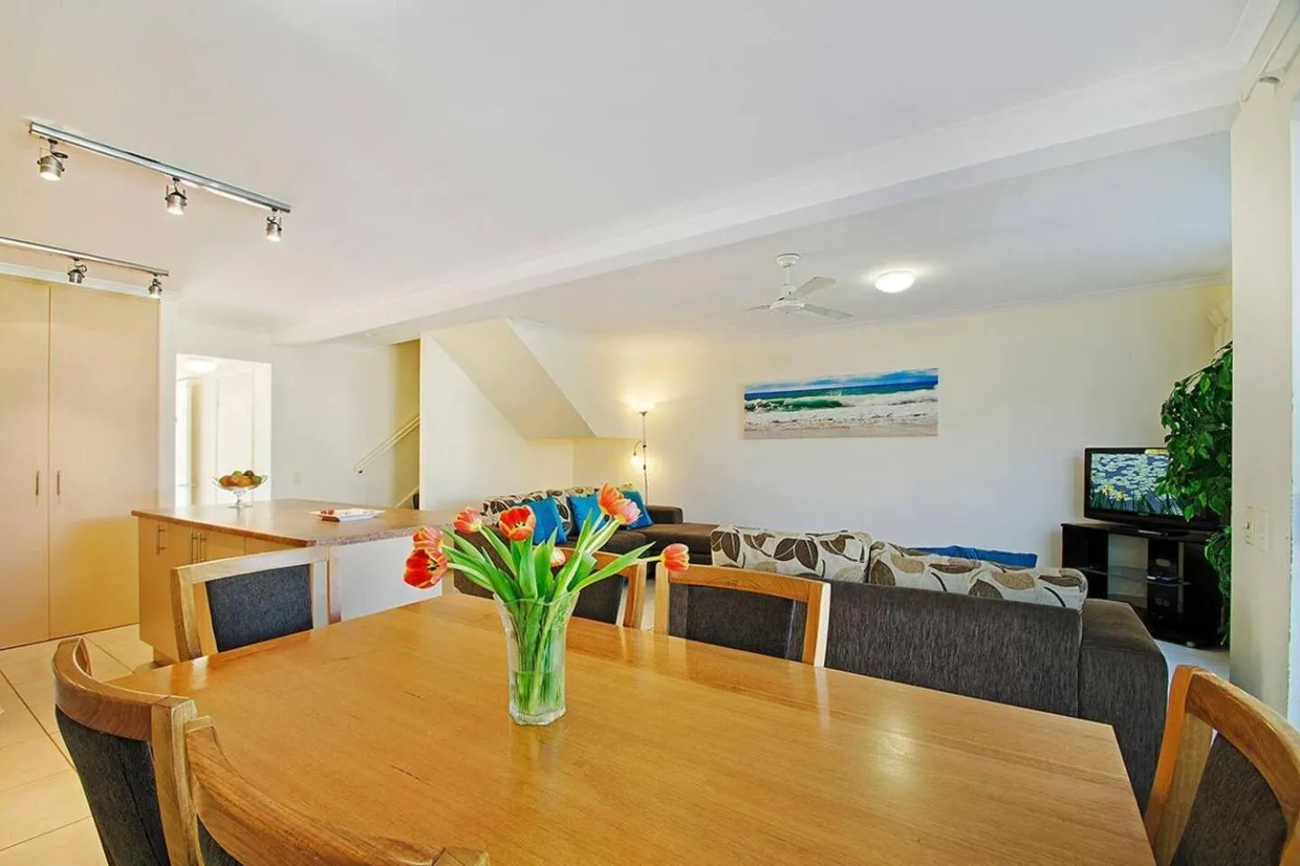 Kitchen or kitchenette in Ivory Palms Resort Noosa