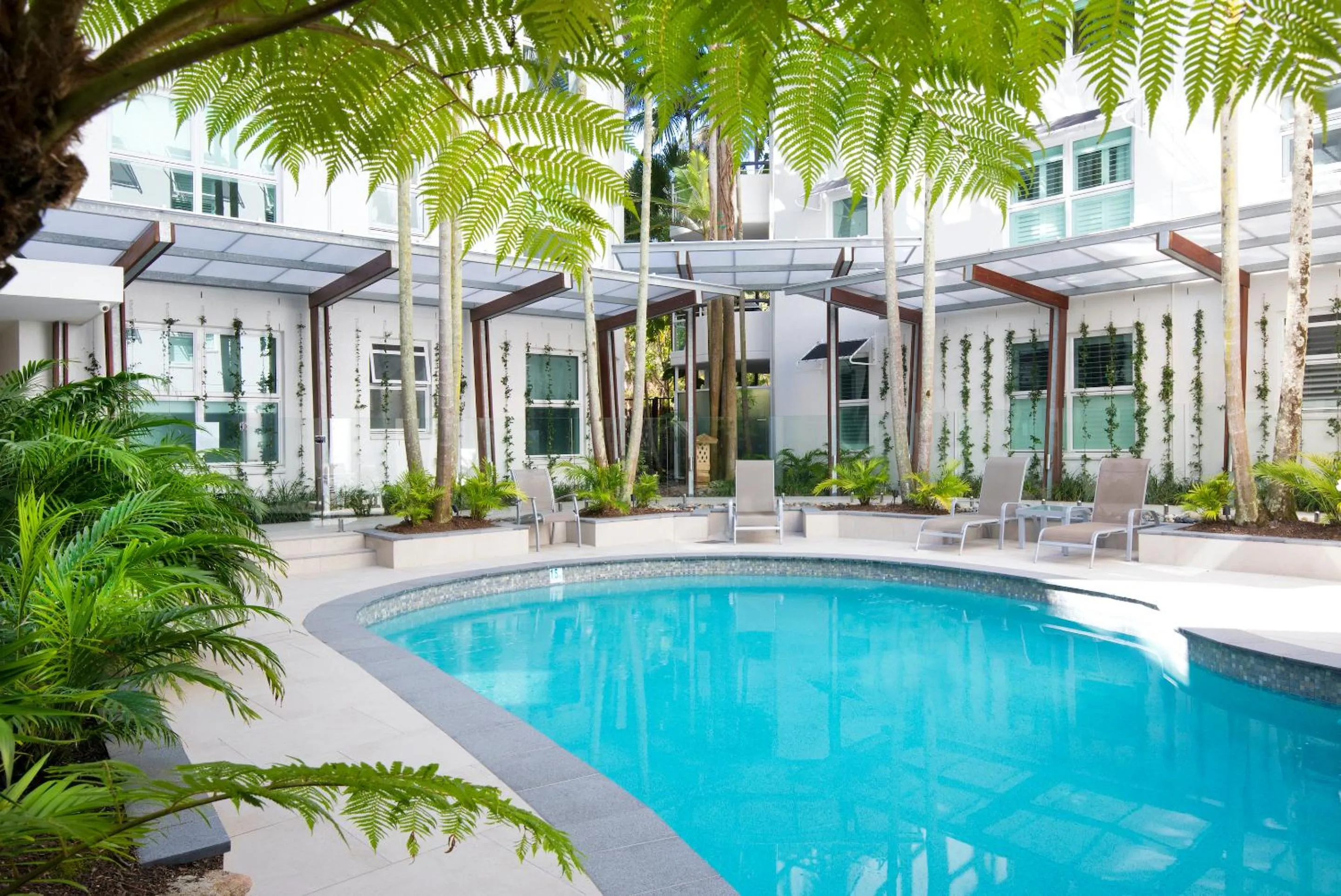 Swimming pool in Emerald Noosa