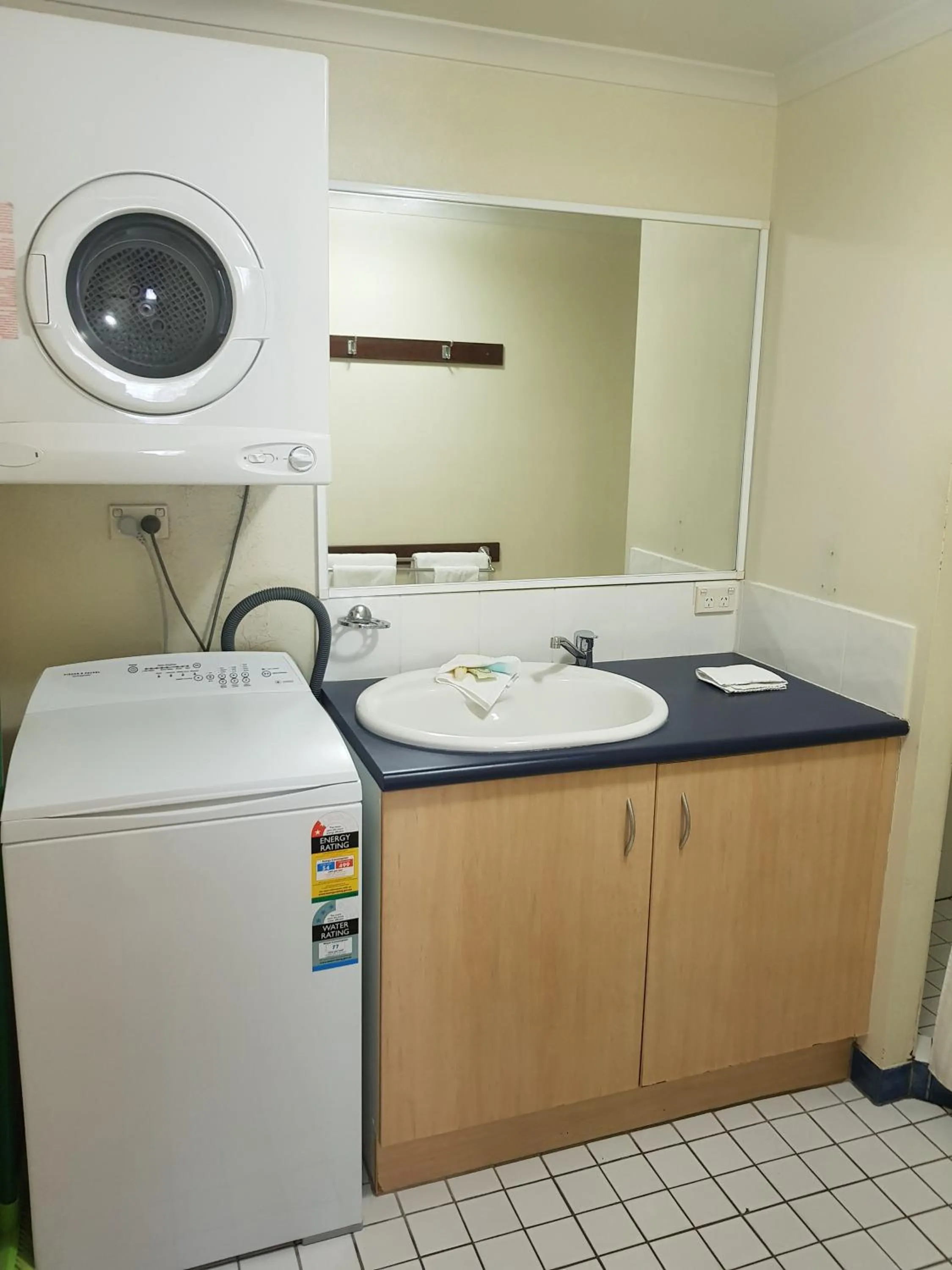 Bathroom in Trinity Beach Club Holiday Apartments