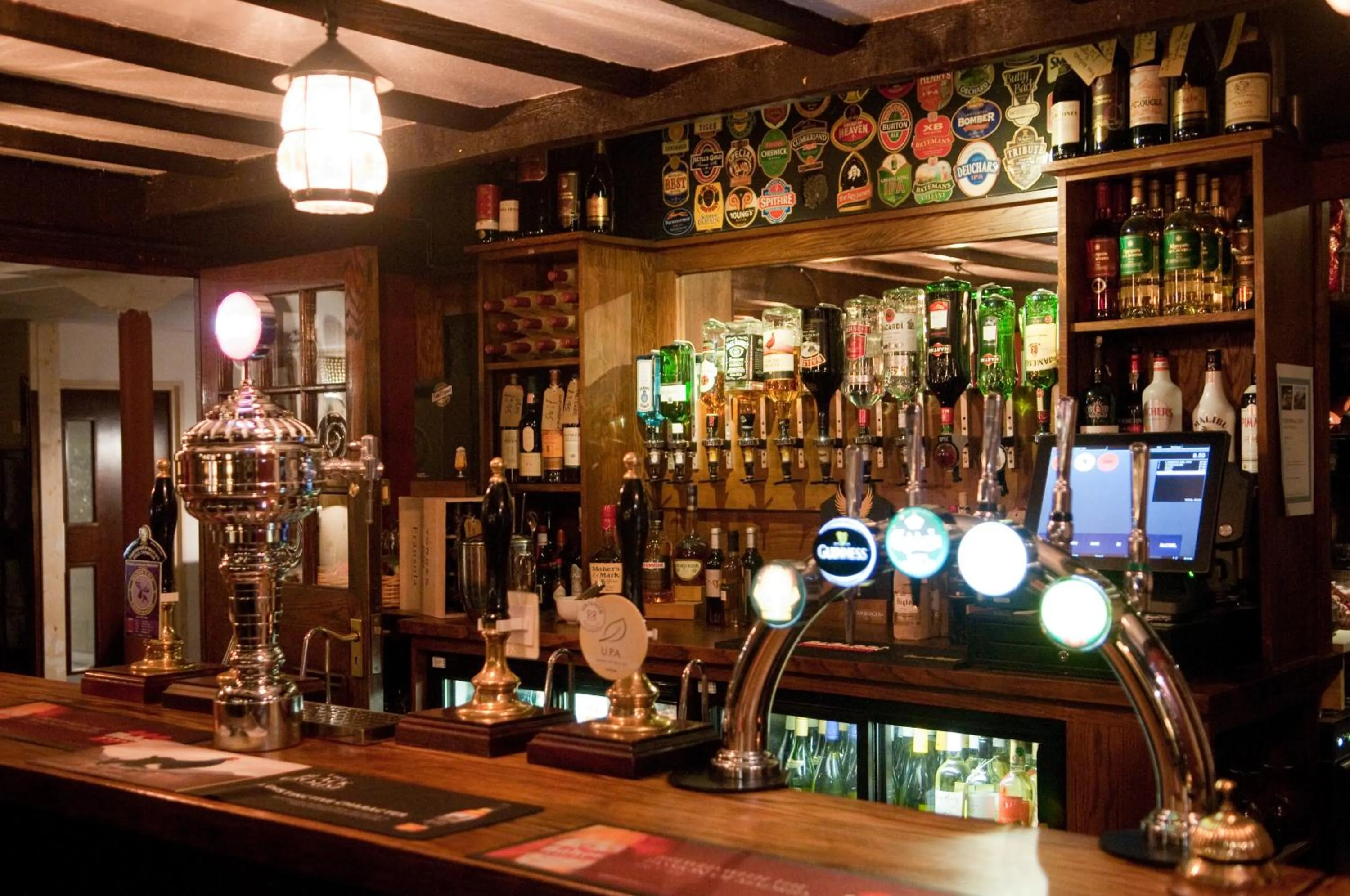 Lounge or bar in The Beaufort, Raglan