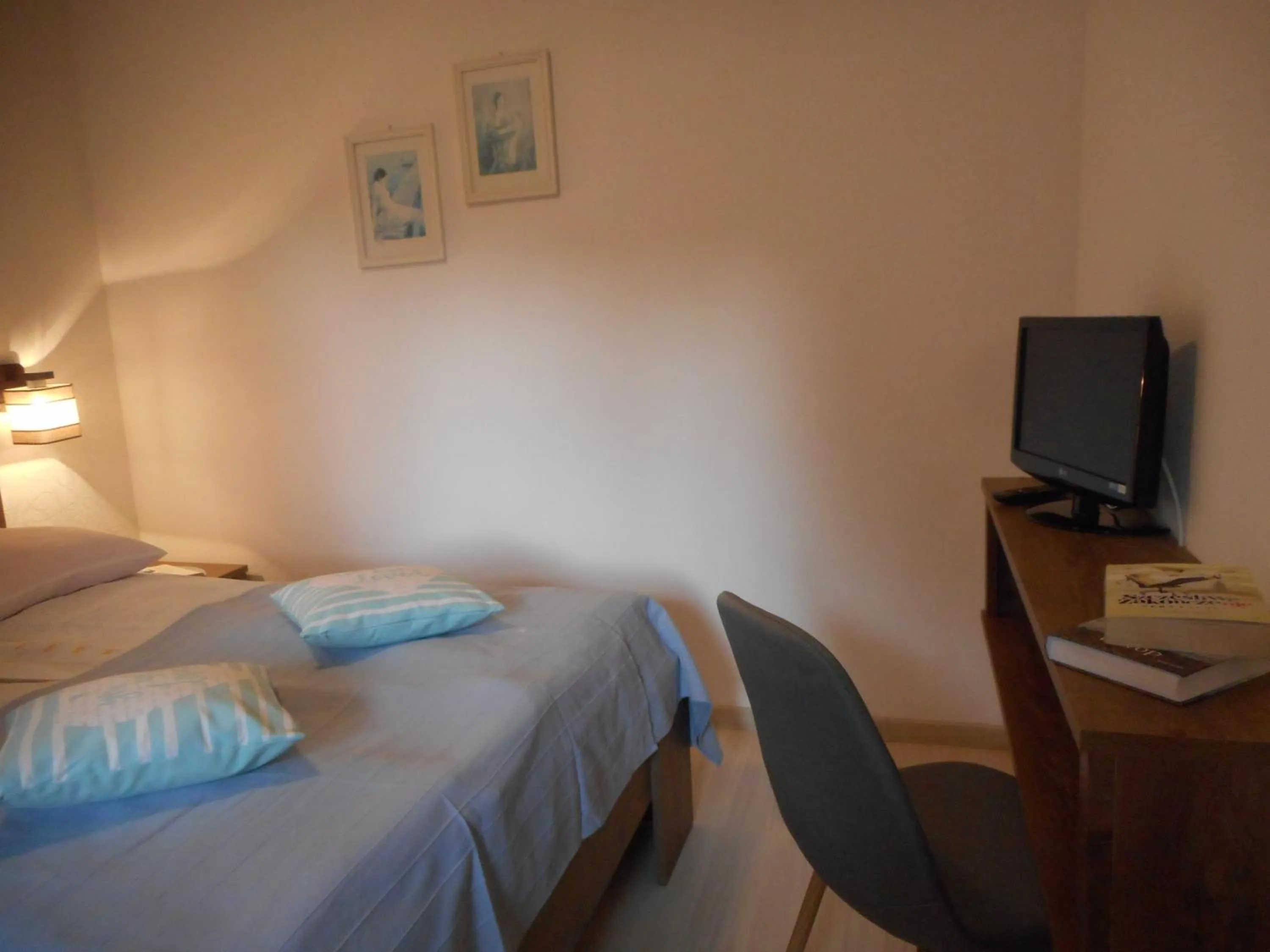 Photo of the whole room in Villa Karo