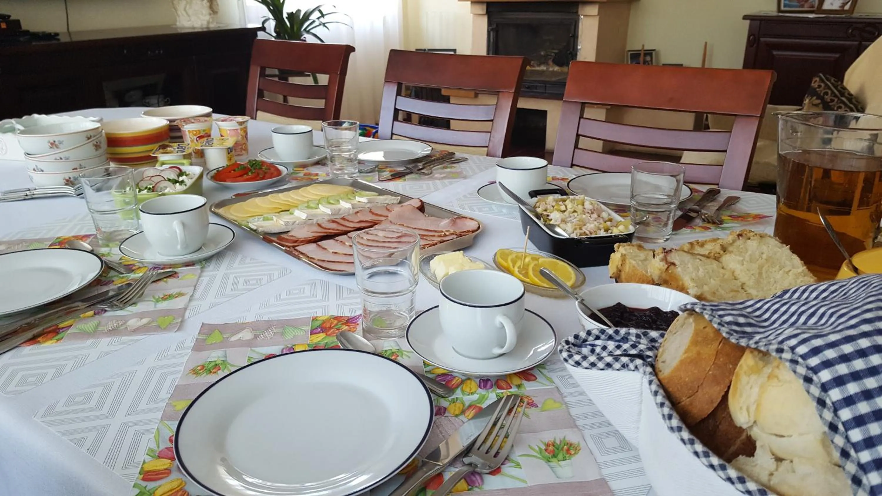 Food and drinks in Villa Karo