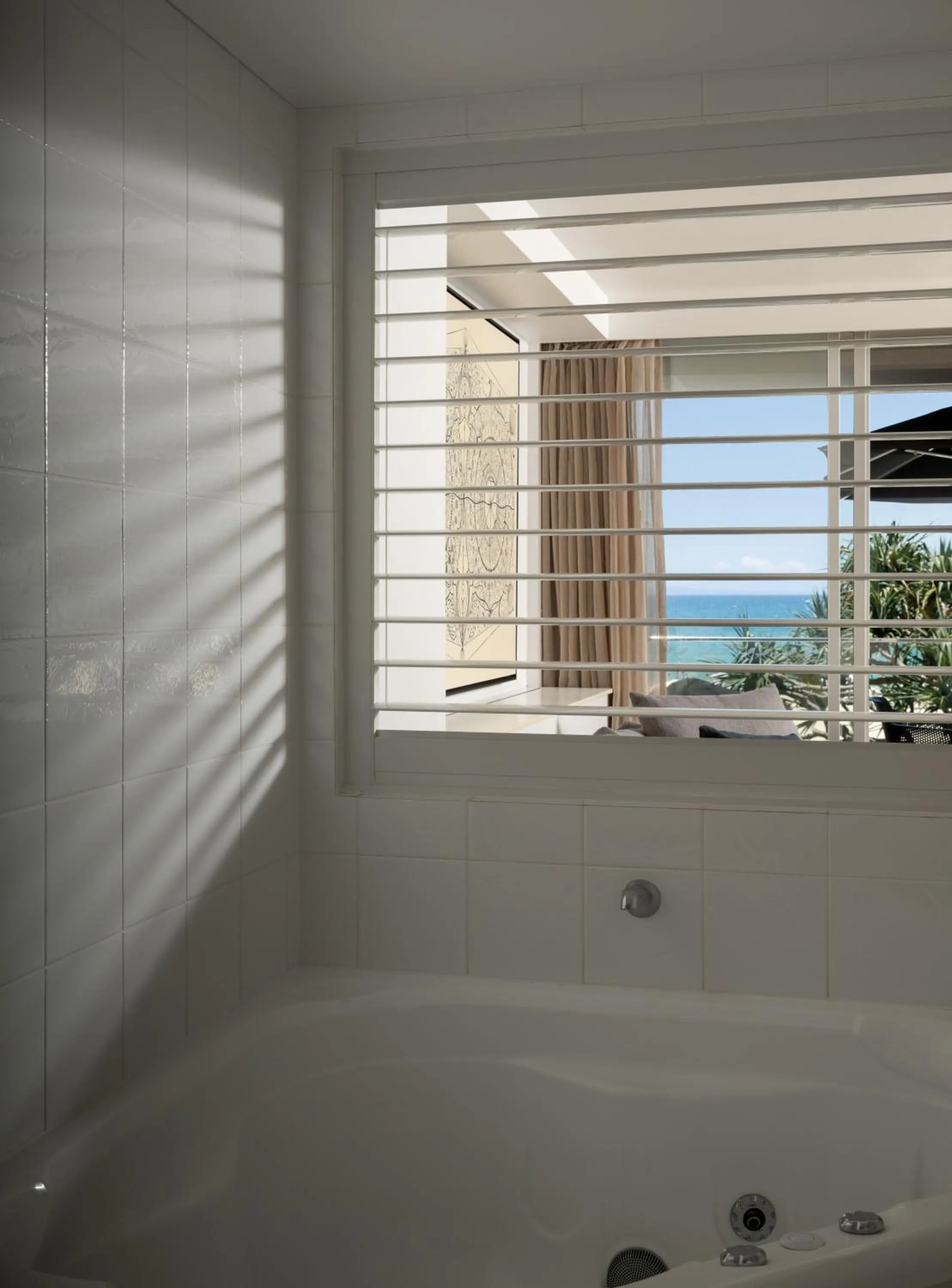 Bathroom in Netanya Noosa Beachfront Resort