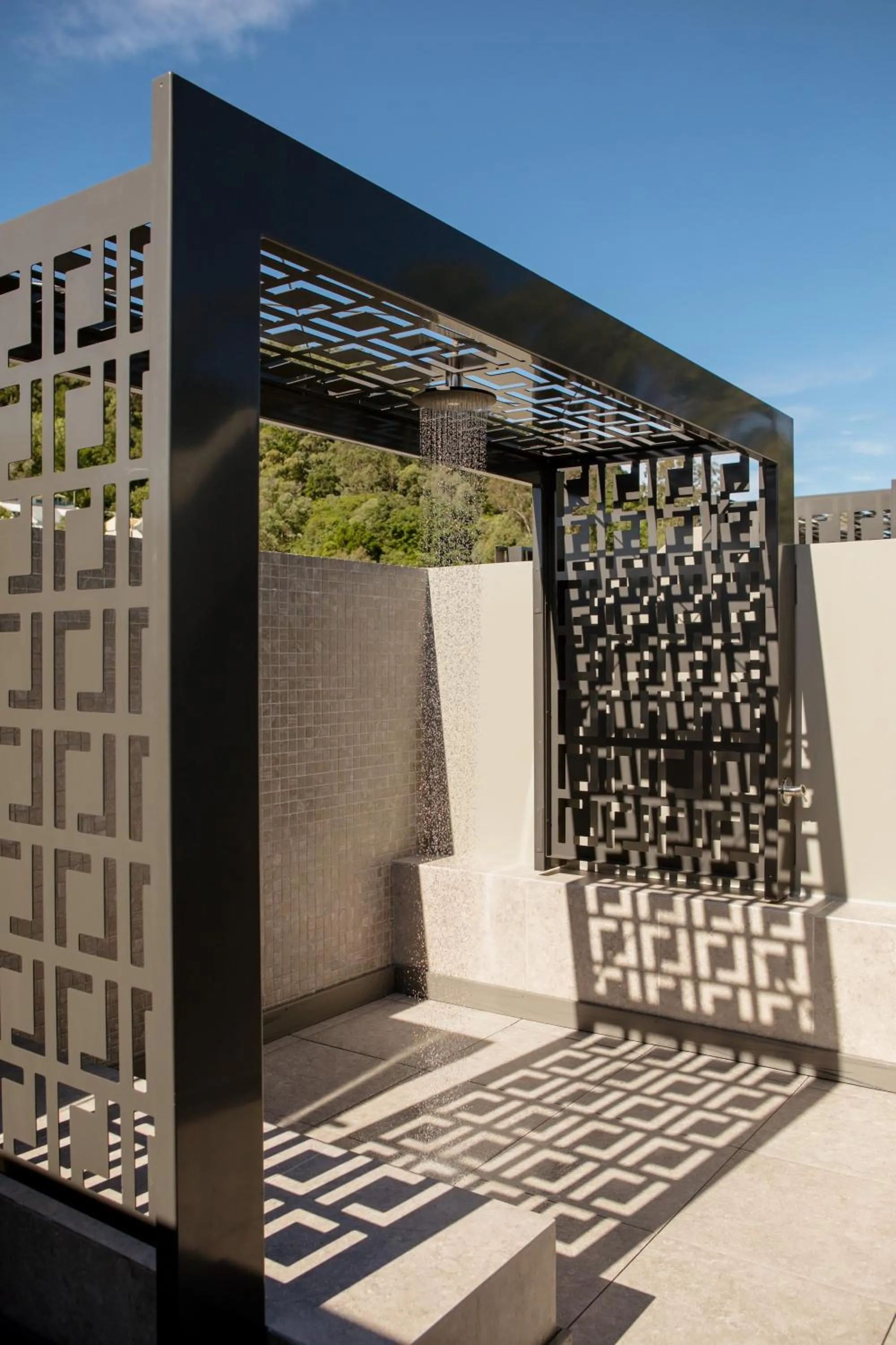 Shower in Netanya Noosa Beachfront Resort