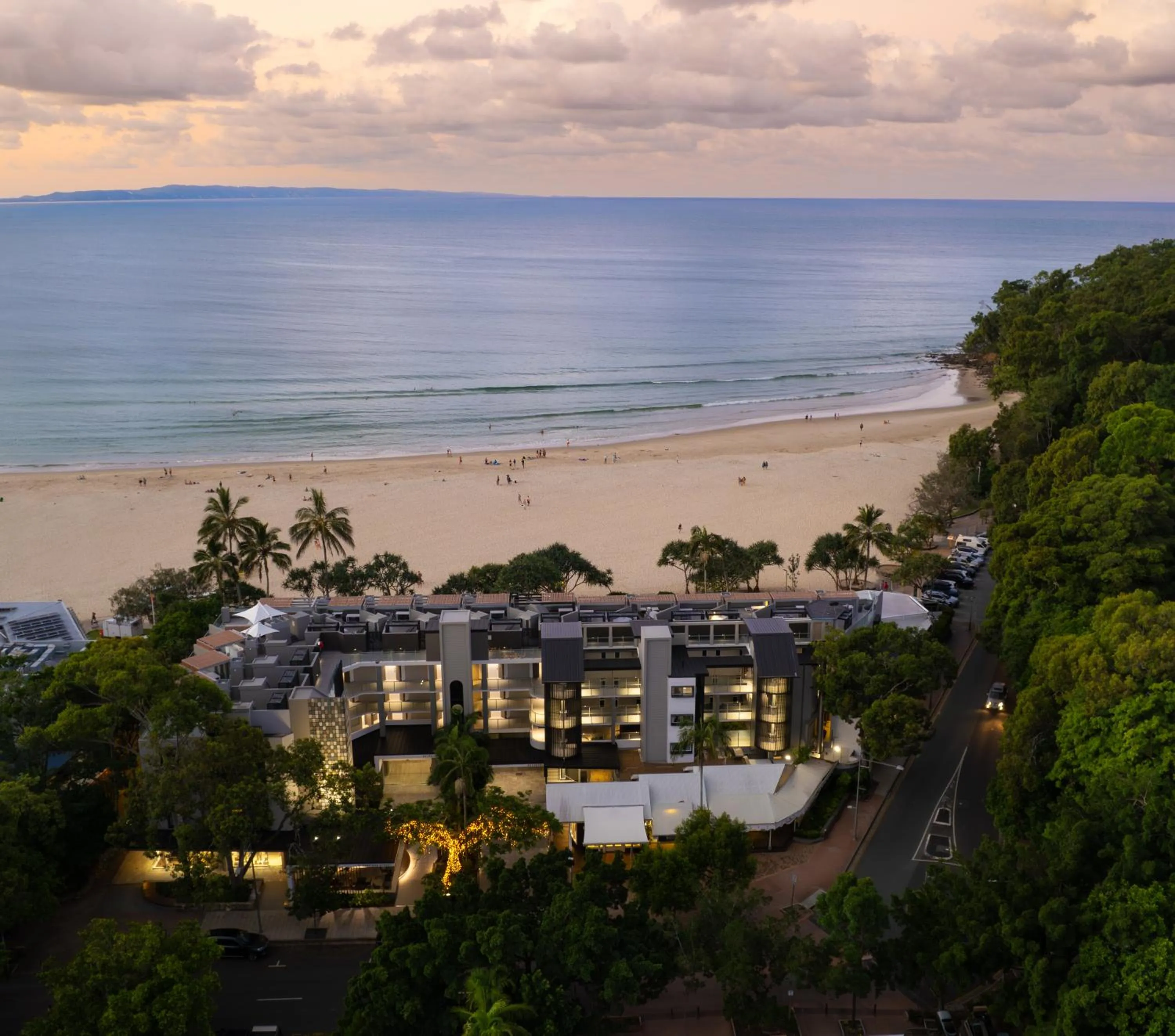 Property building in Netanya Noosa Beachfront Resort