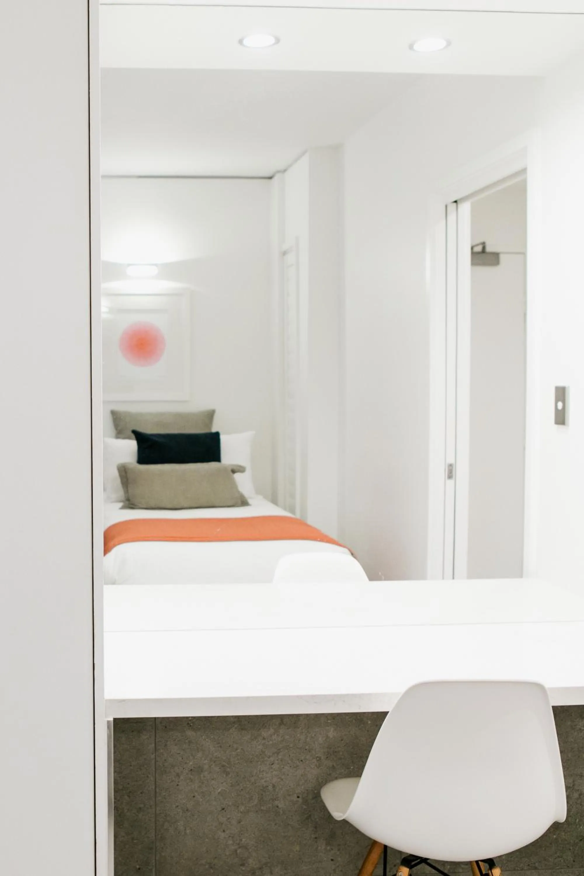 Bedroom, Bed in Netanya Noosa Beachfront Resort