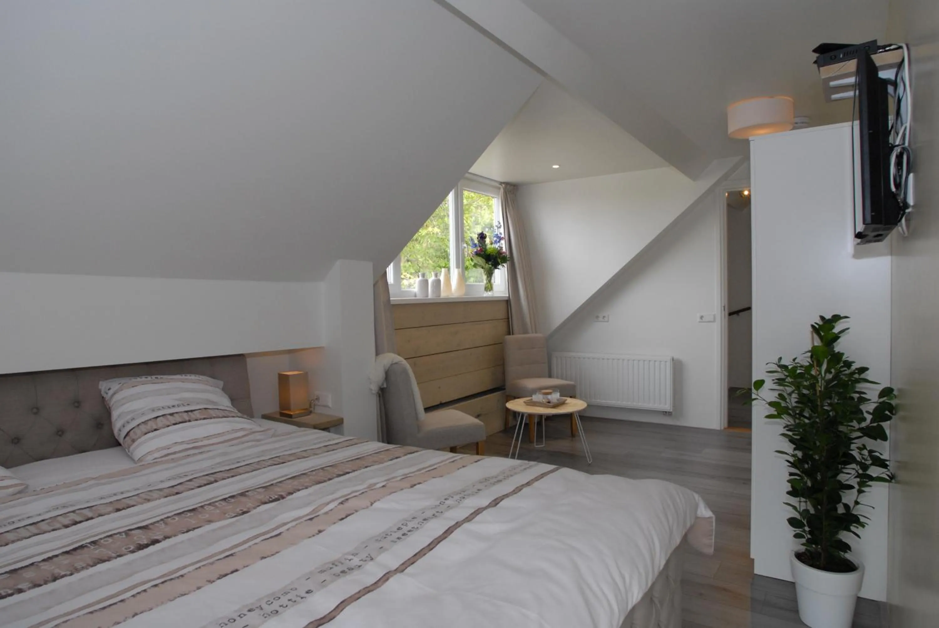 Bed in B&B De Kaagse Boer