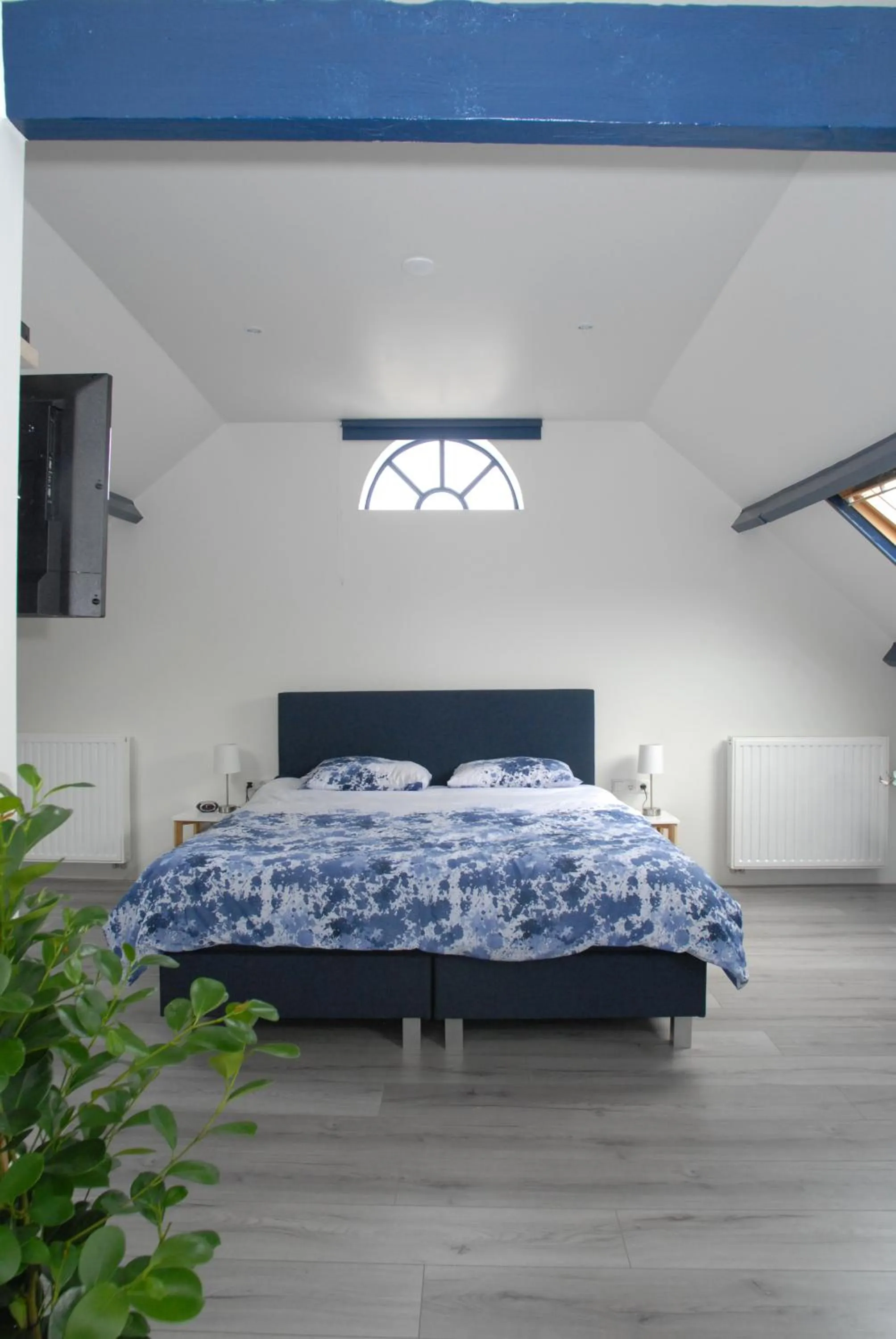 Bed in B&B De Kaagse Boer