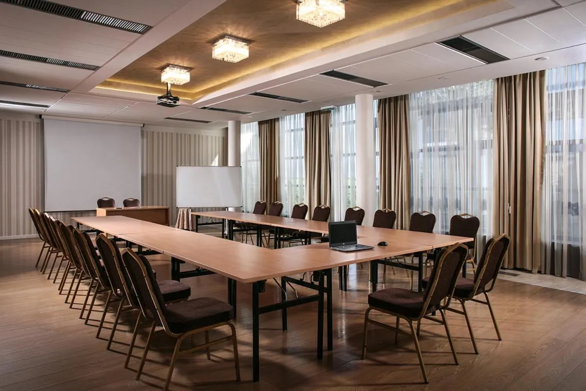 Business facilities in Reghina Blue Hotel